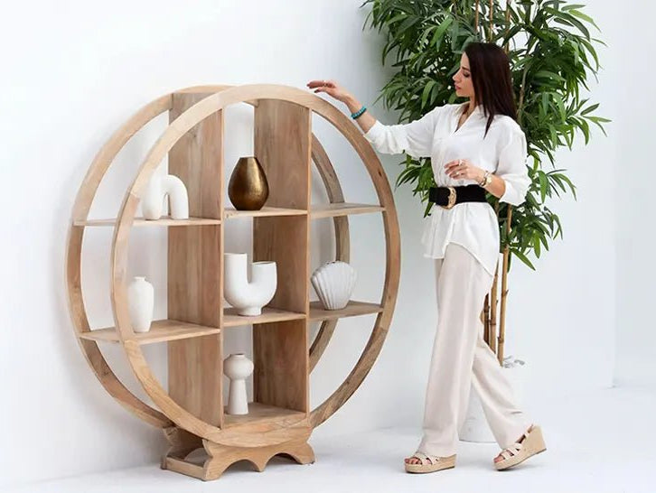 How to Style a Bookshelf: 7 Simple Rules Designers Use - Art and craft furniture