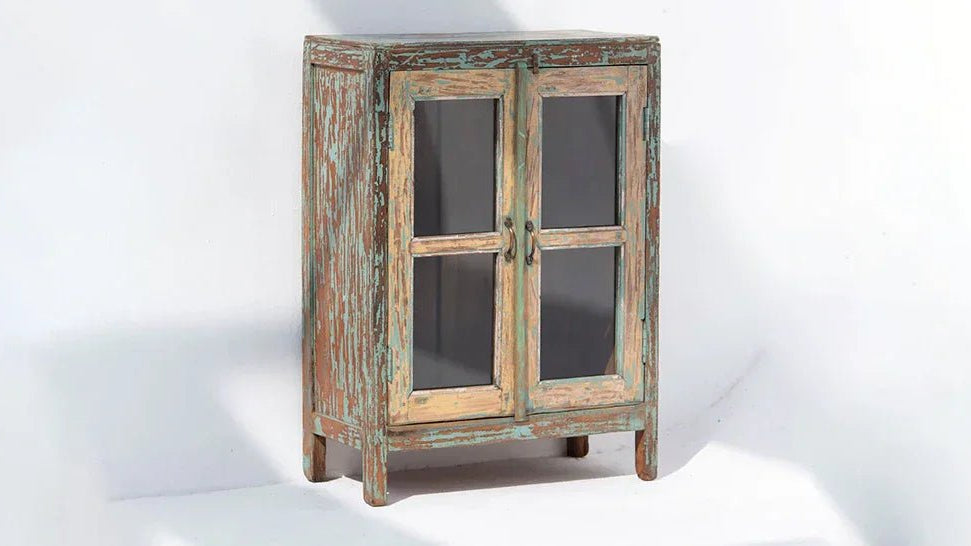 How to Style a Living Room with Solid Wood Furniture: 7 Ideas for UAE Homes in 2026 - Art and craft furniture