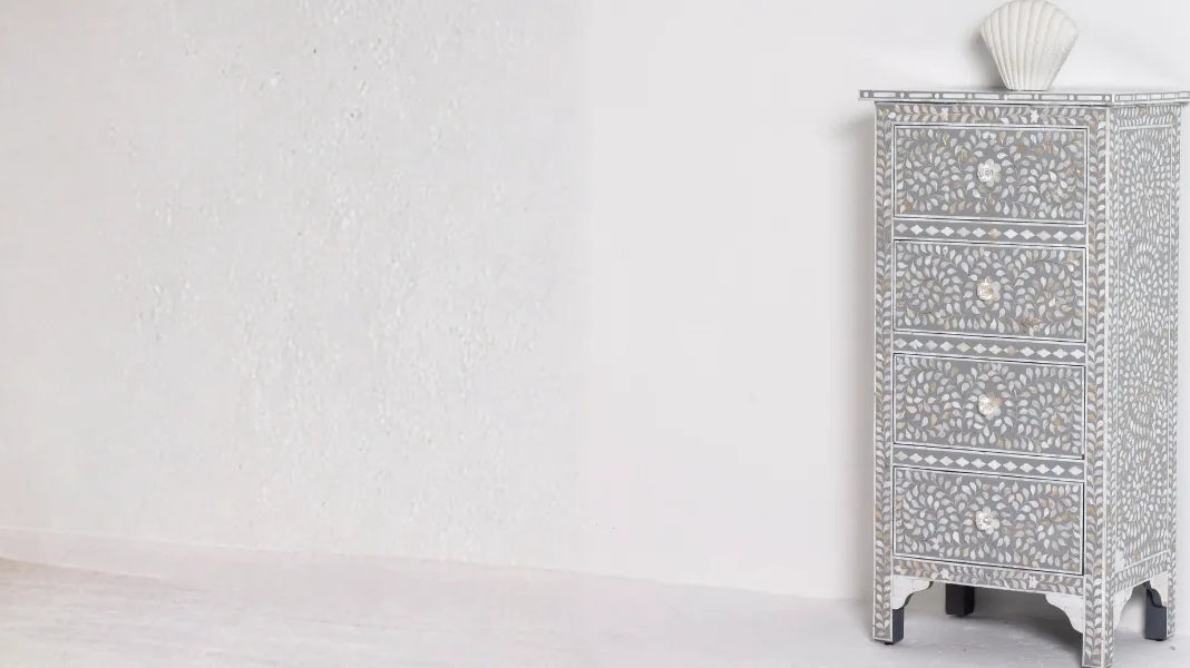 Vintage Furniture Dubai: Styling Tips & Where to Buy