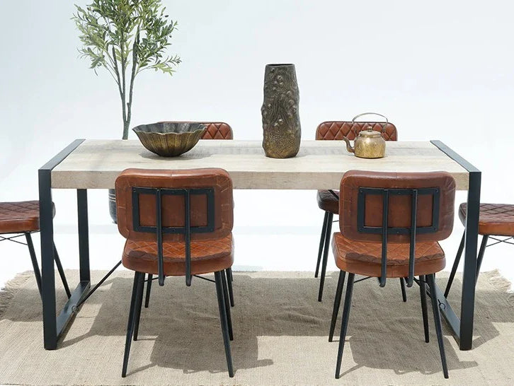 Why Furniture Lasts Longer Depending on Its Construction Rather Than Material