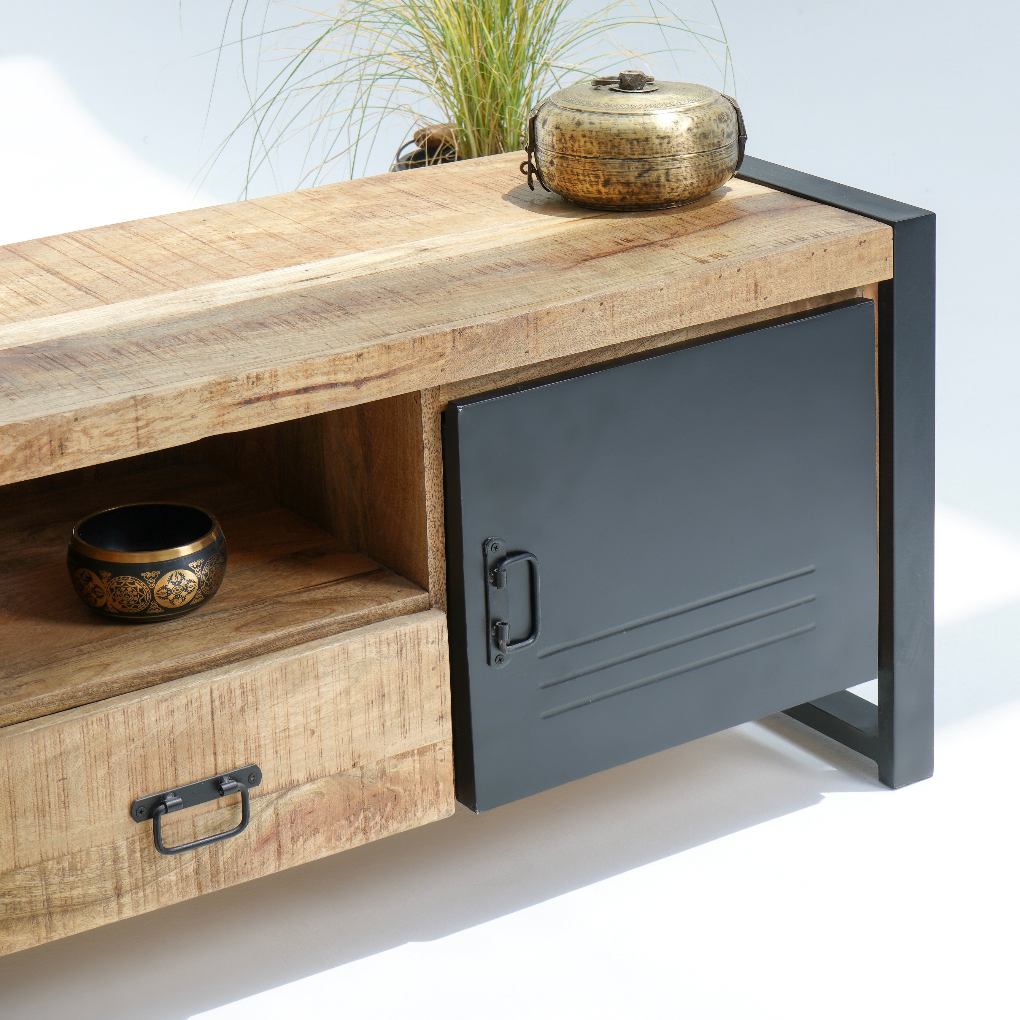 Oslo Industrial Tv stand