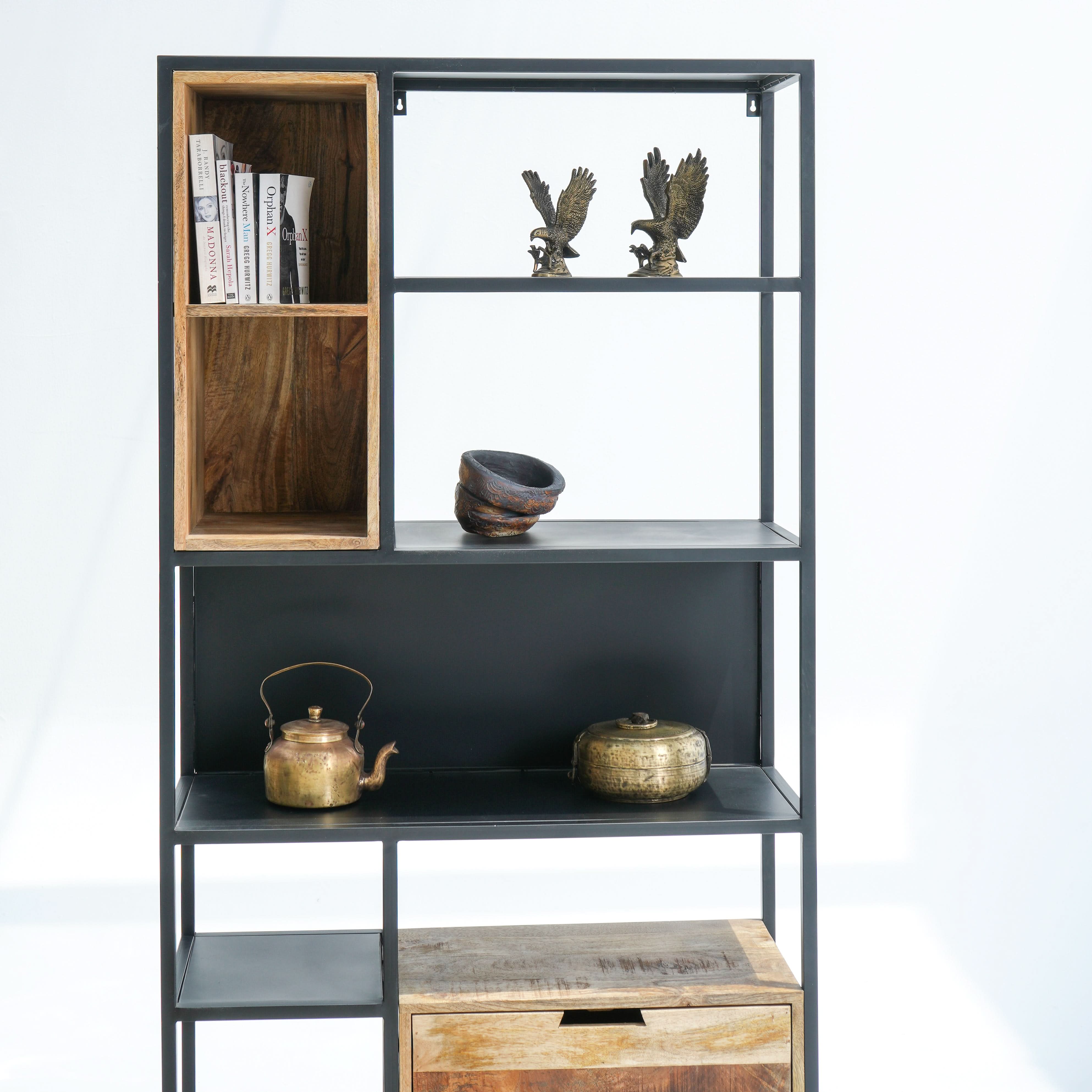 BERLIN LOFT WOODEN BOOKSHELF - Art and craft furniture