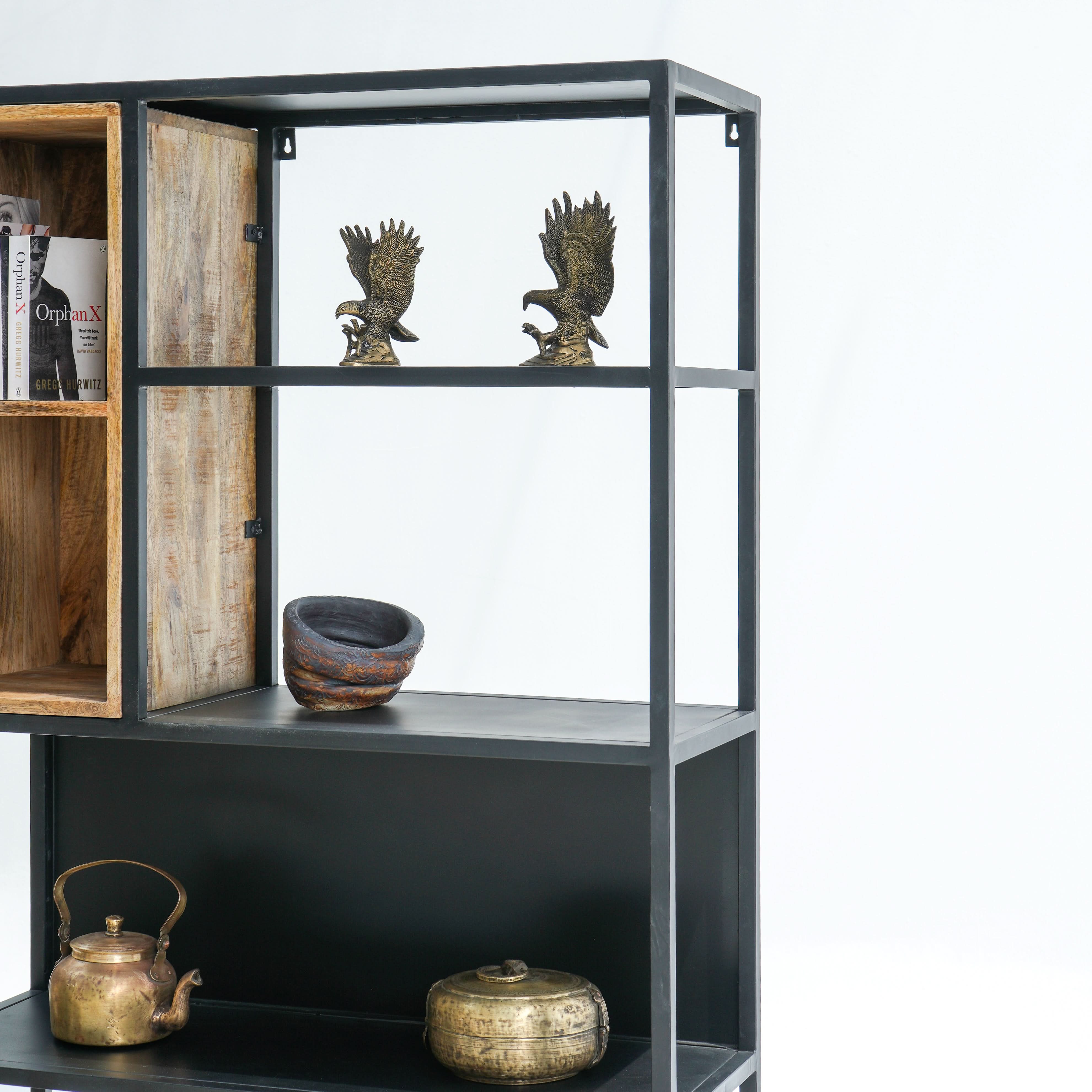 BERLIN LOFT WOODEN BOOKSHELF - Art and craft furniture