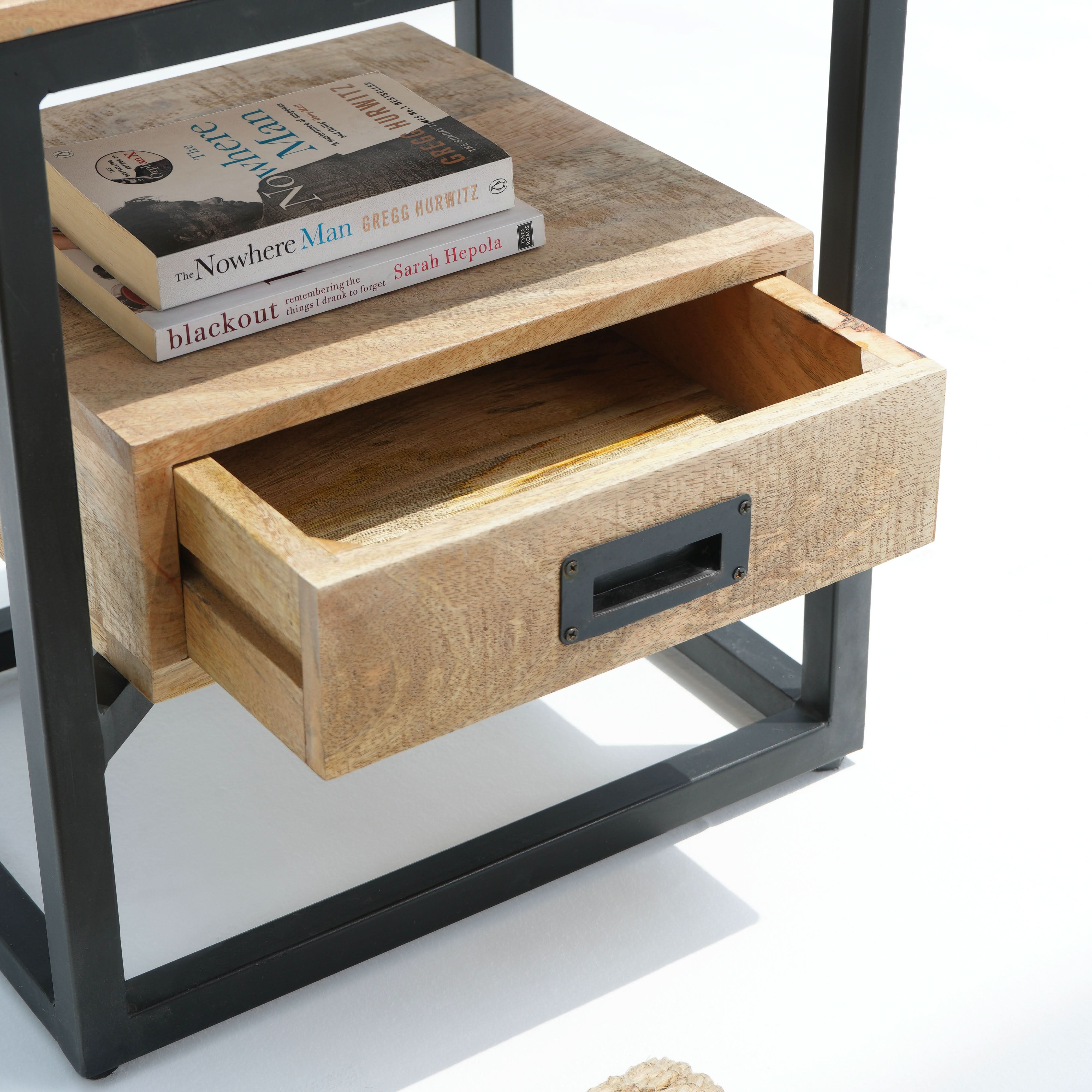 BERLIN LOFT WOODEN ONE DRAWER NIGHTSTAND TABLE - Art and craft furniture