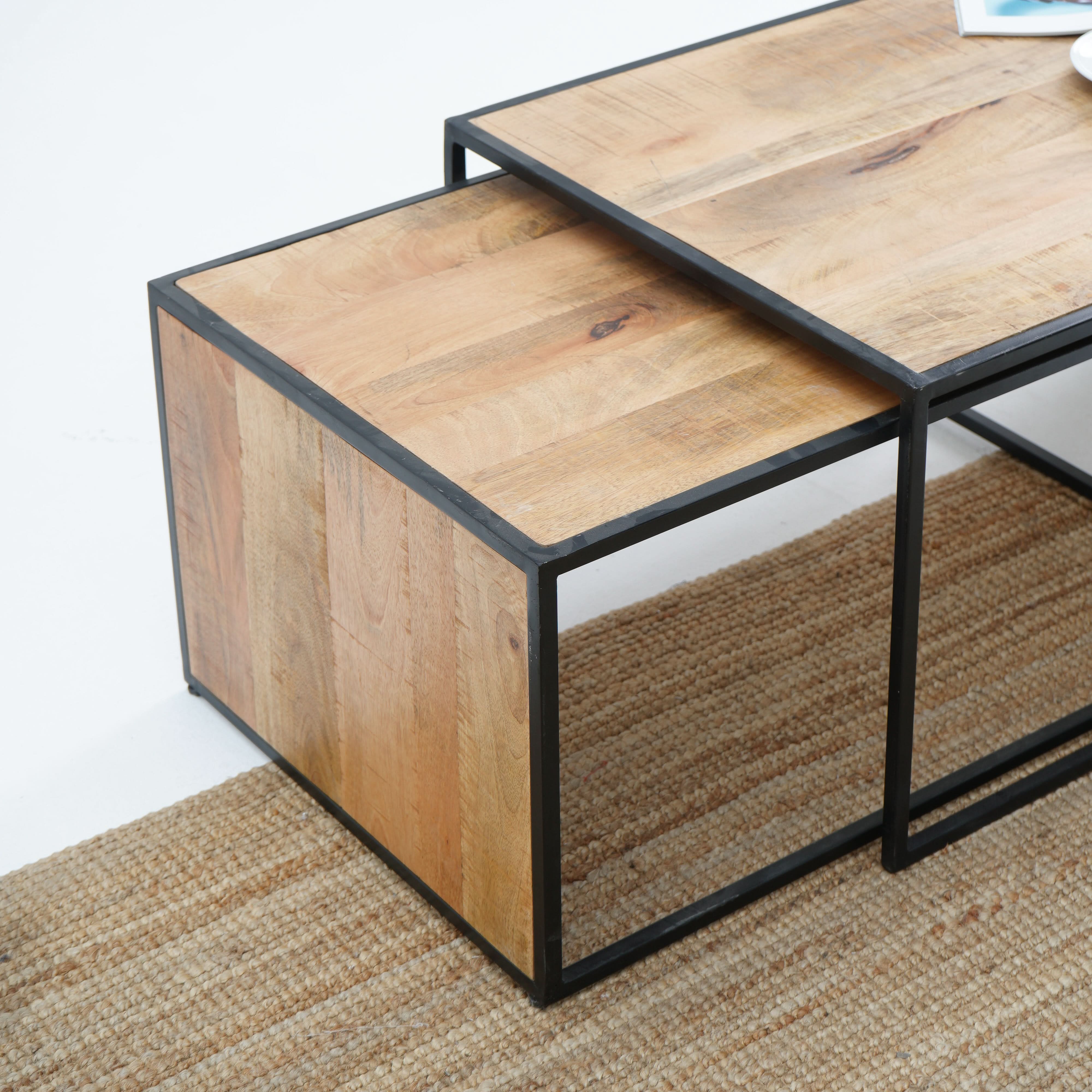 WOODEN IRON UNITY OAK COFFEE TABLE - Art and craft furniture