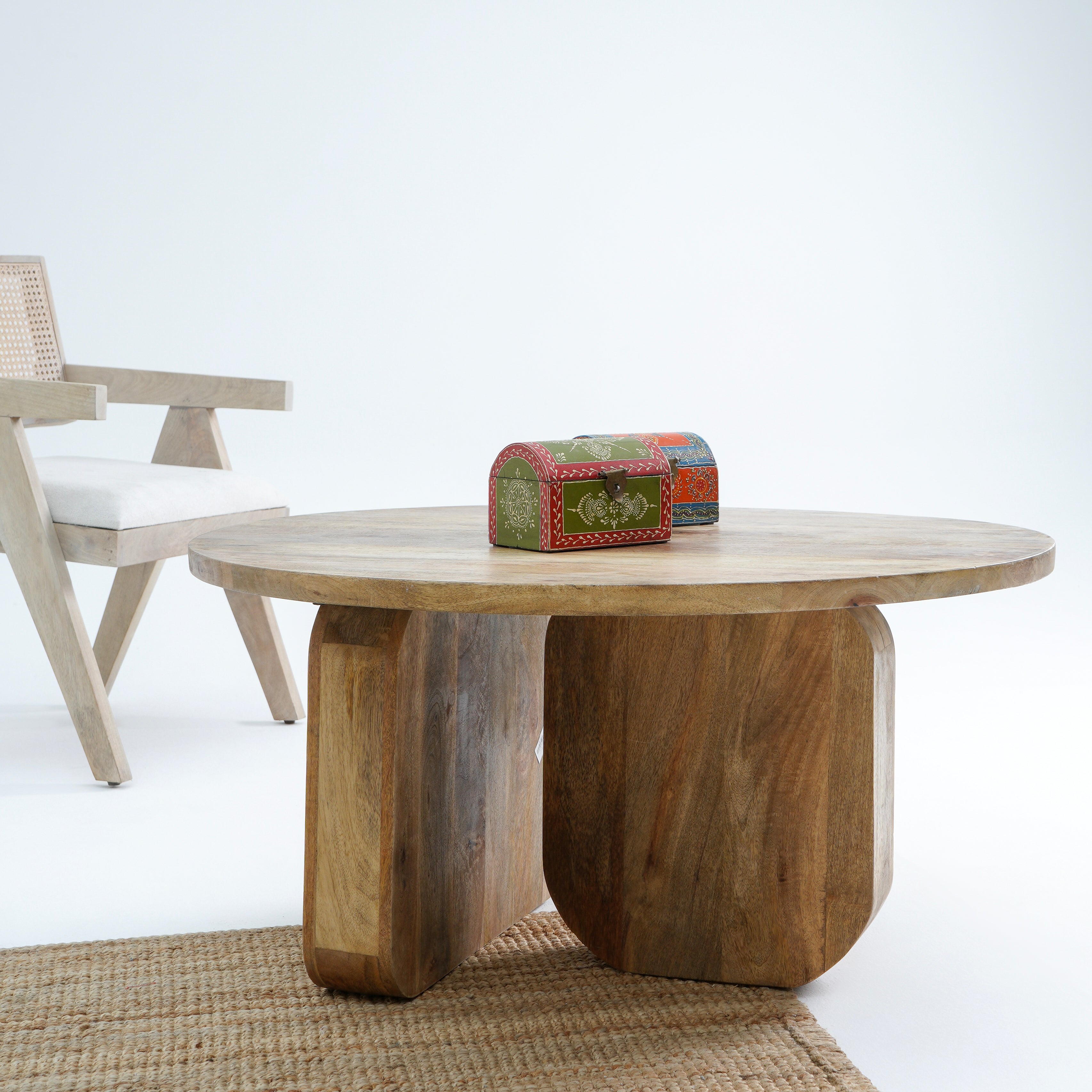 WOODLAND RETREAT COFFEE TABLE