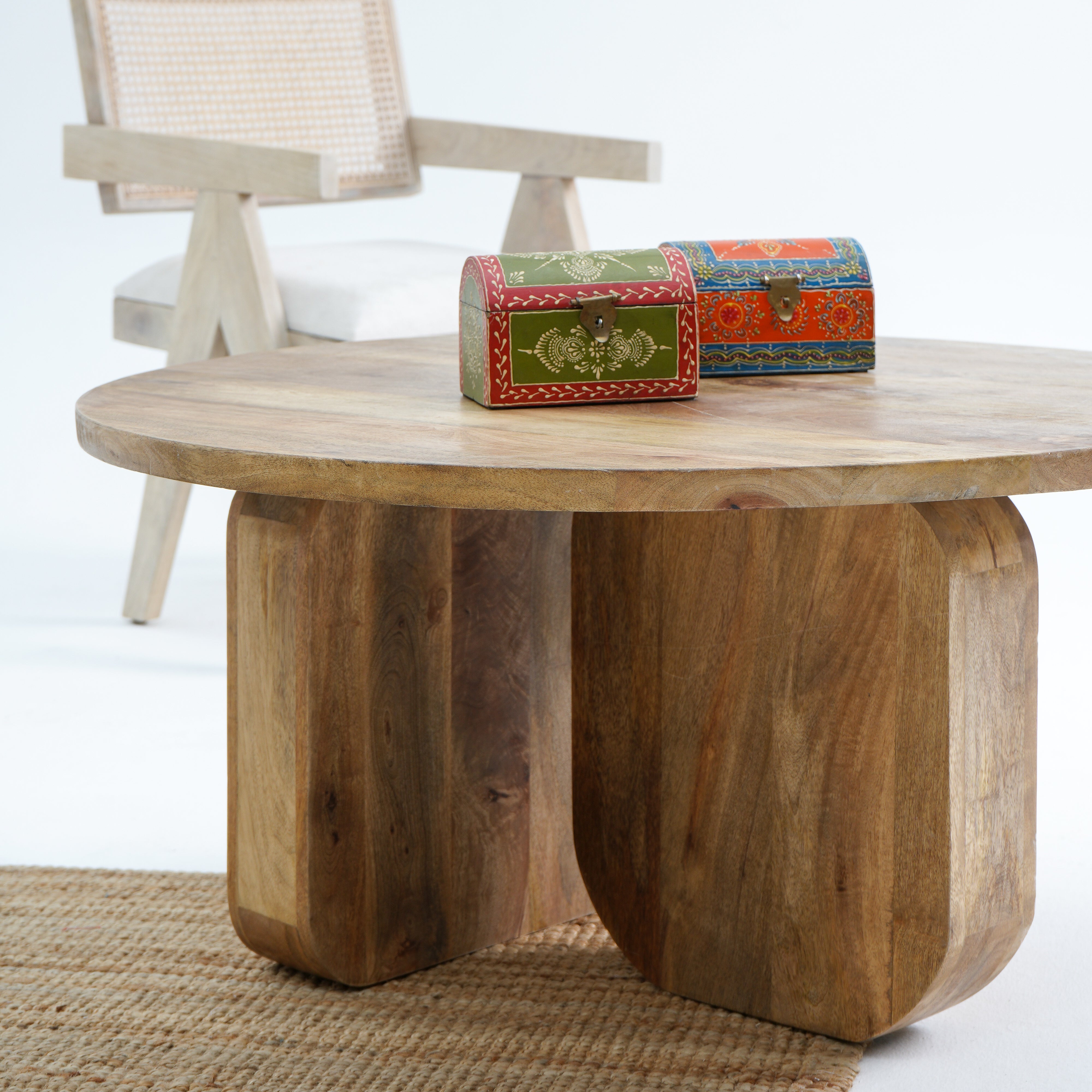 WOODLAND RETREAT COFFEE TABLE