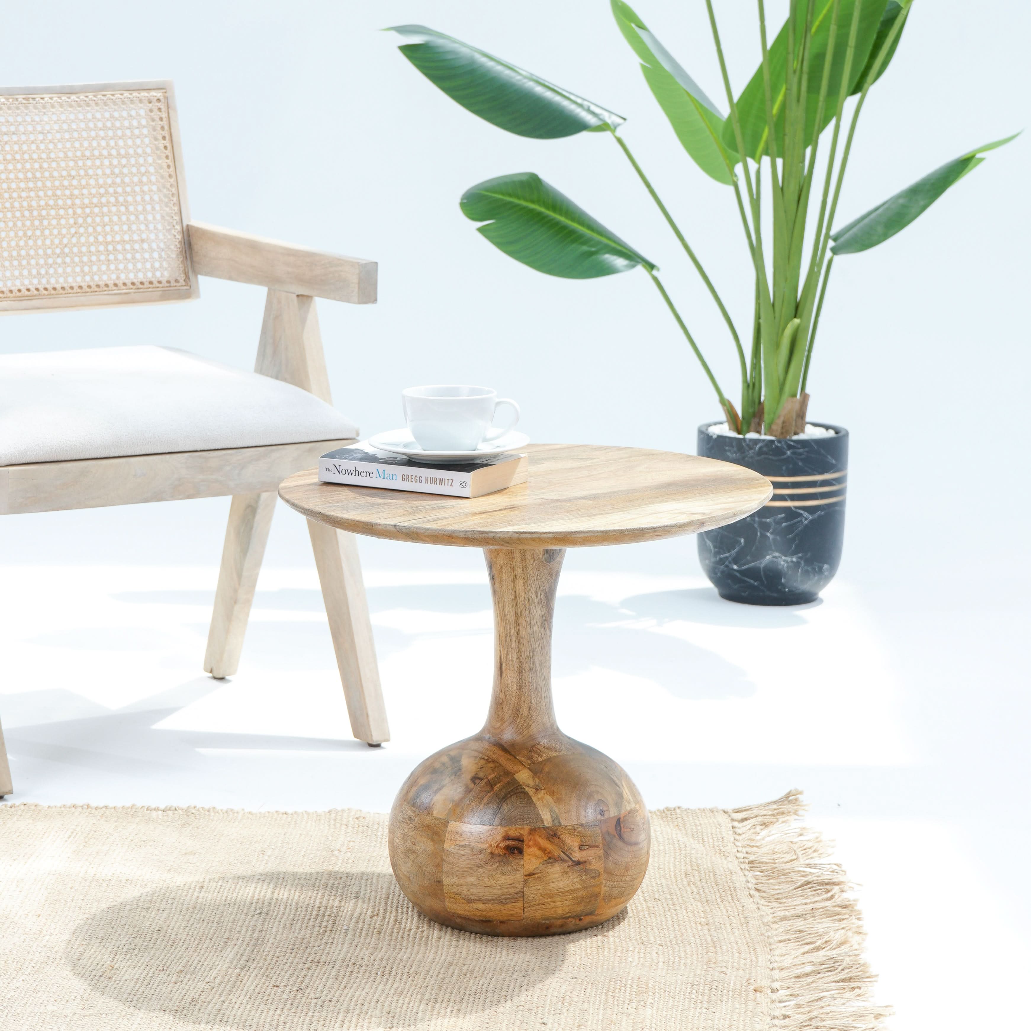 VOLARA ROUND SIDE TABLE - Art and craft furniture