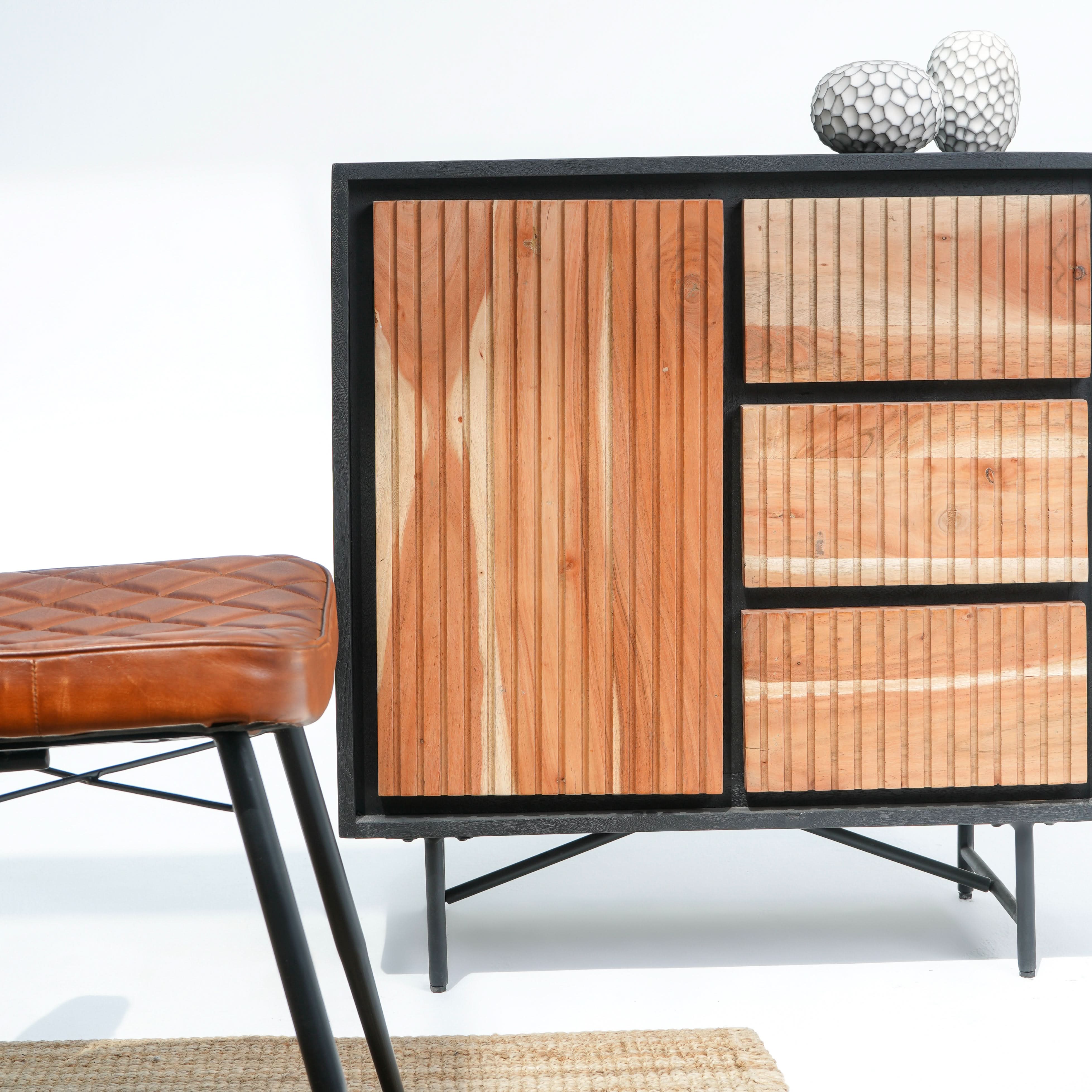 FLORENCE ACACIA WOOD MINI SIDEBOARD - Art and craft furniture