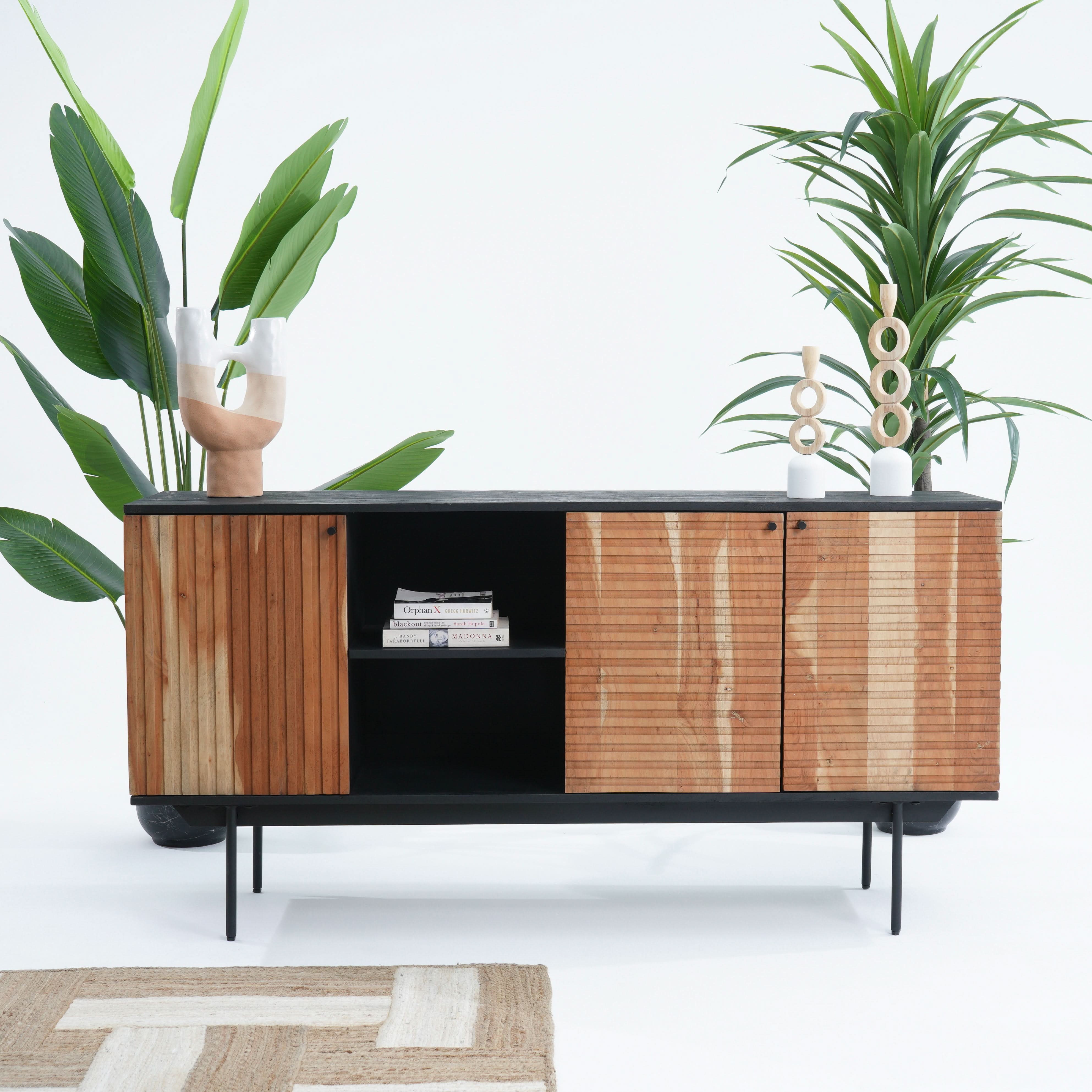 FLORENCE ACACIA THREE DOOR SIDEBOARD - Art and craft furniture
