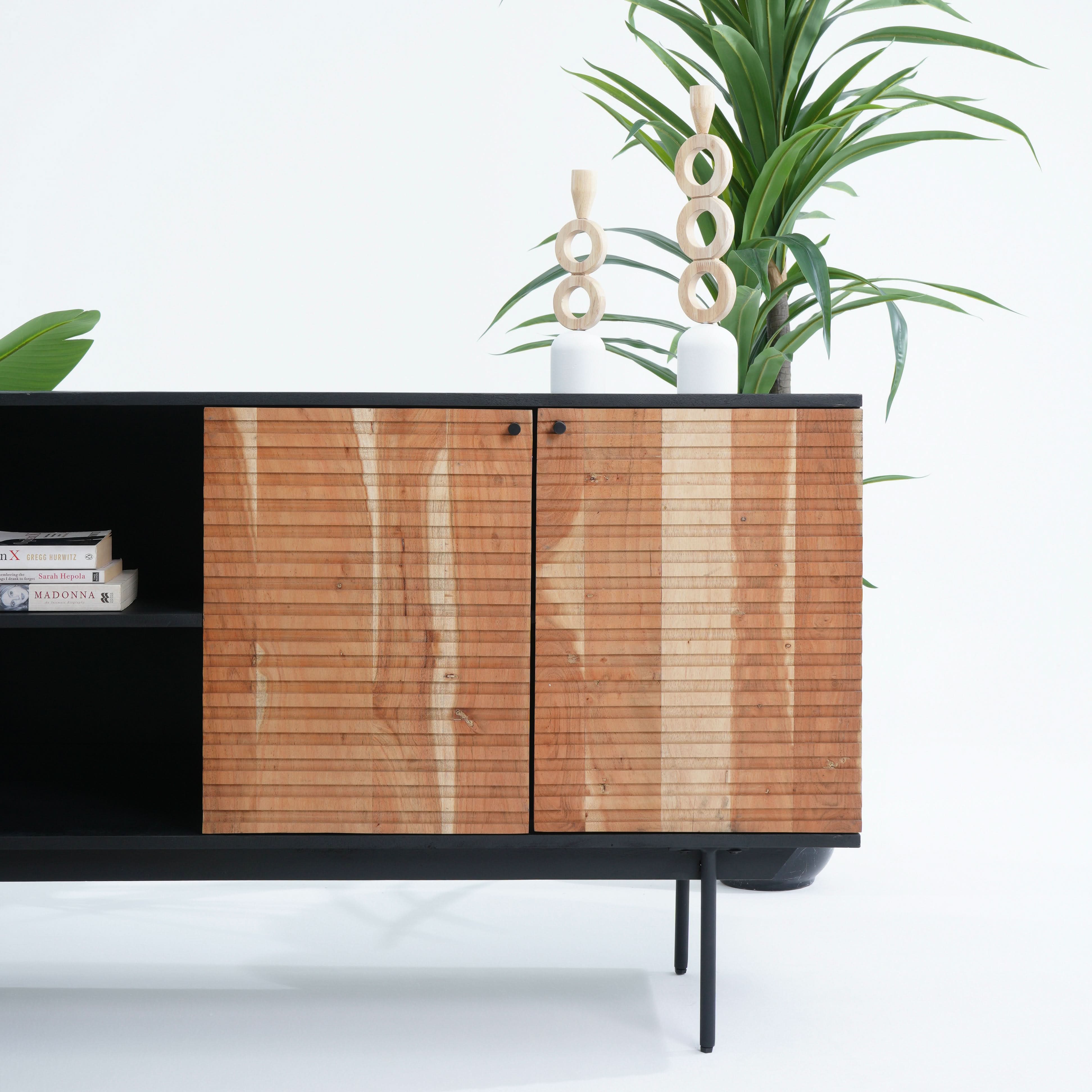 FLORENCE ACACIA THREE DOOR SIDEBOARD - Art and craft furniture