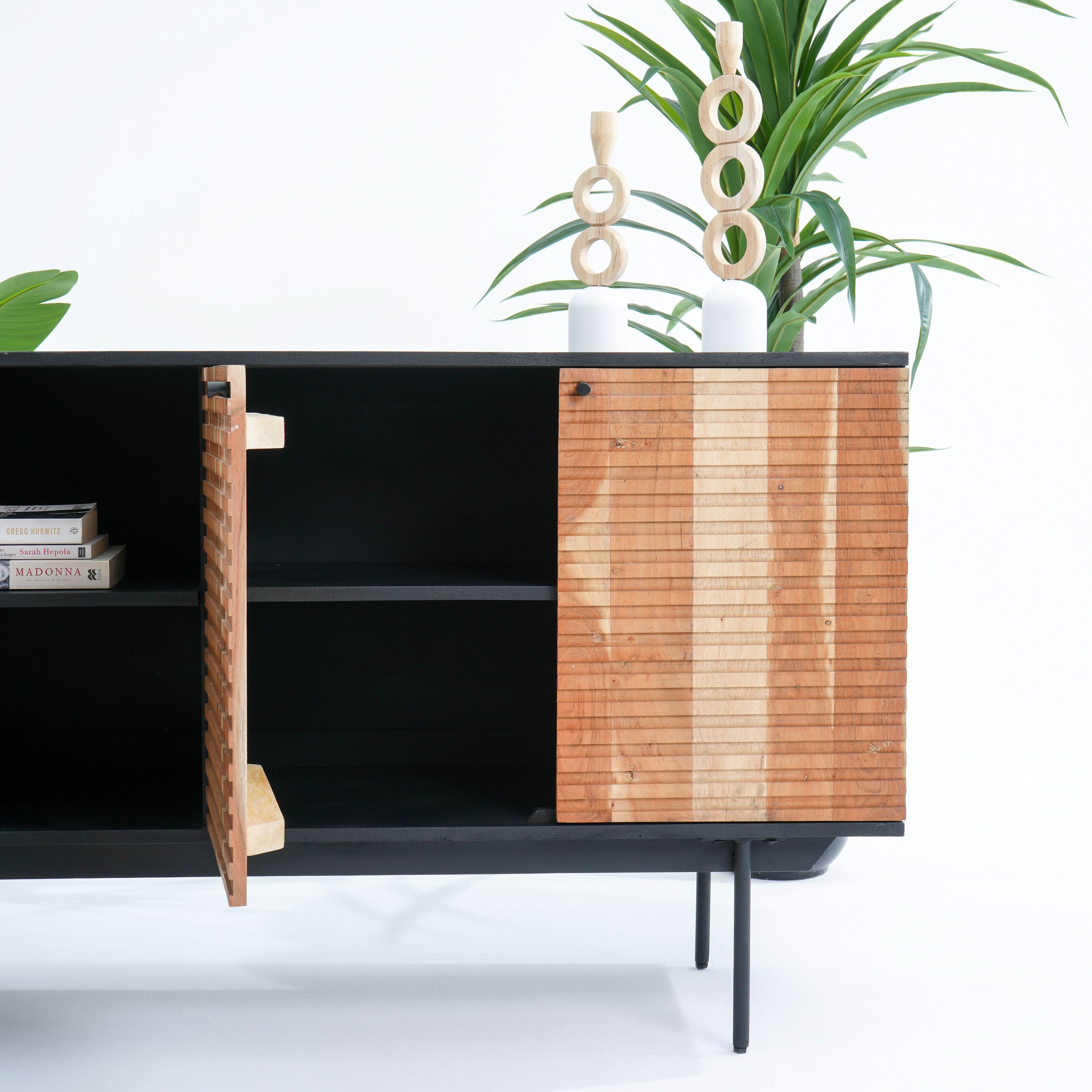 FLORENCE ACACIA THREE DOOR SIDEBOARD - Art and craft furniture