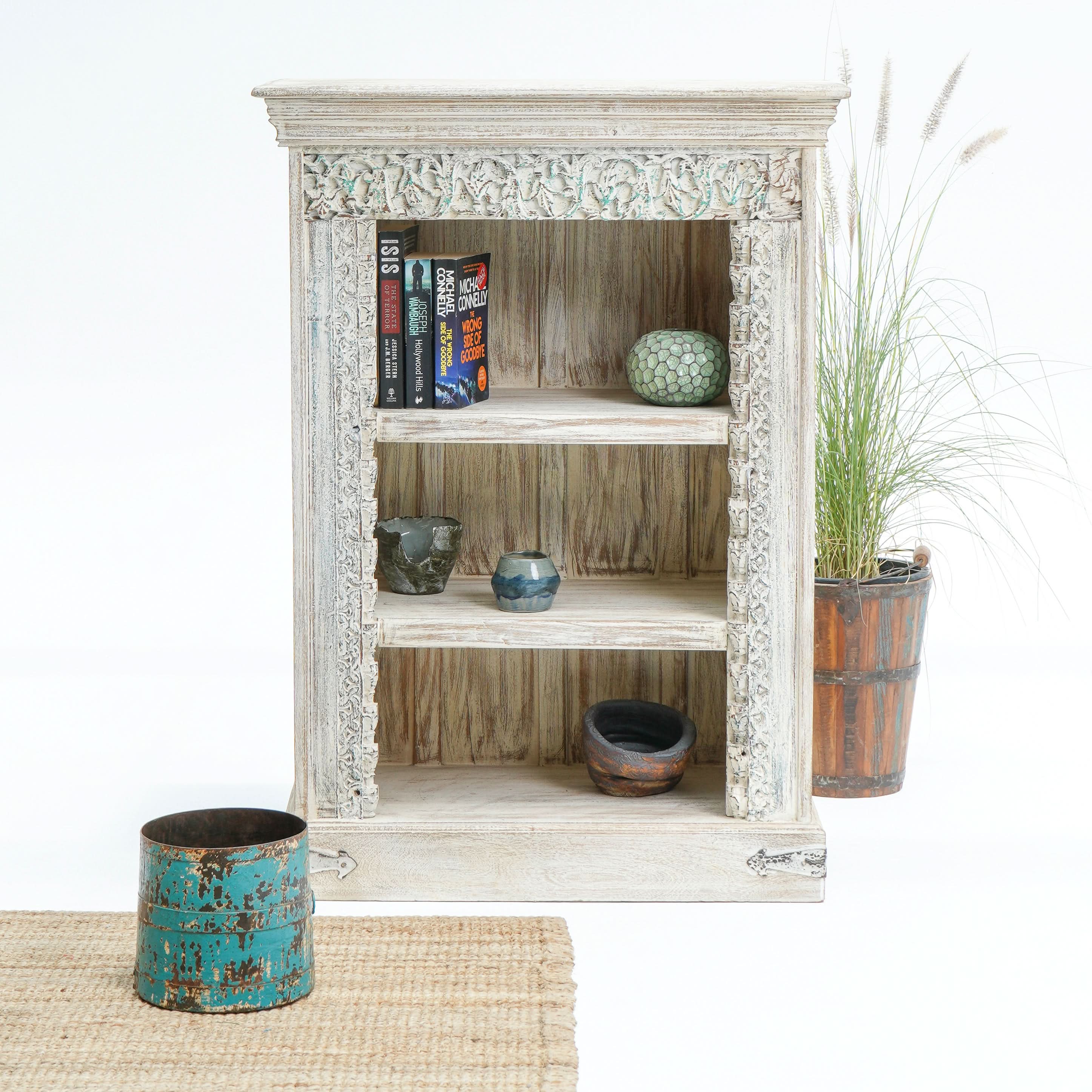RUSTIC LUXE WOODEN BOOKSHELF - Art and craft furniture