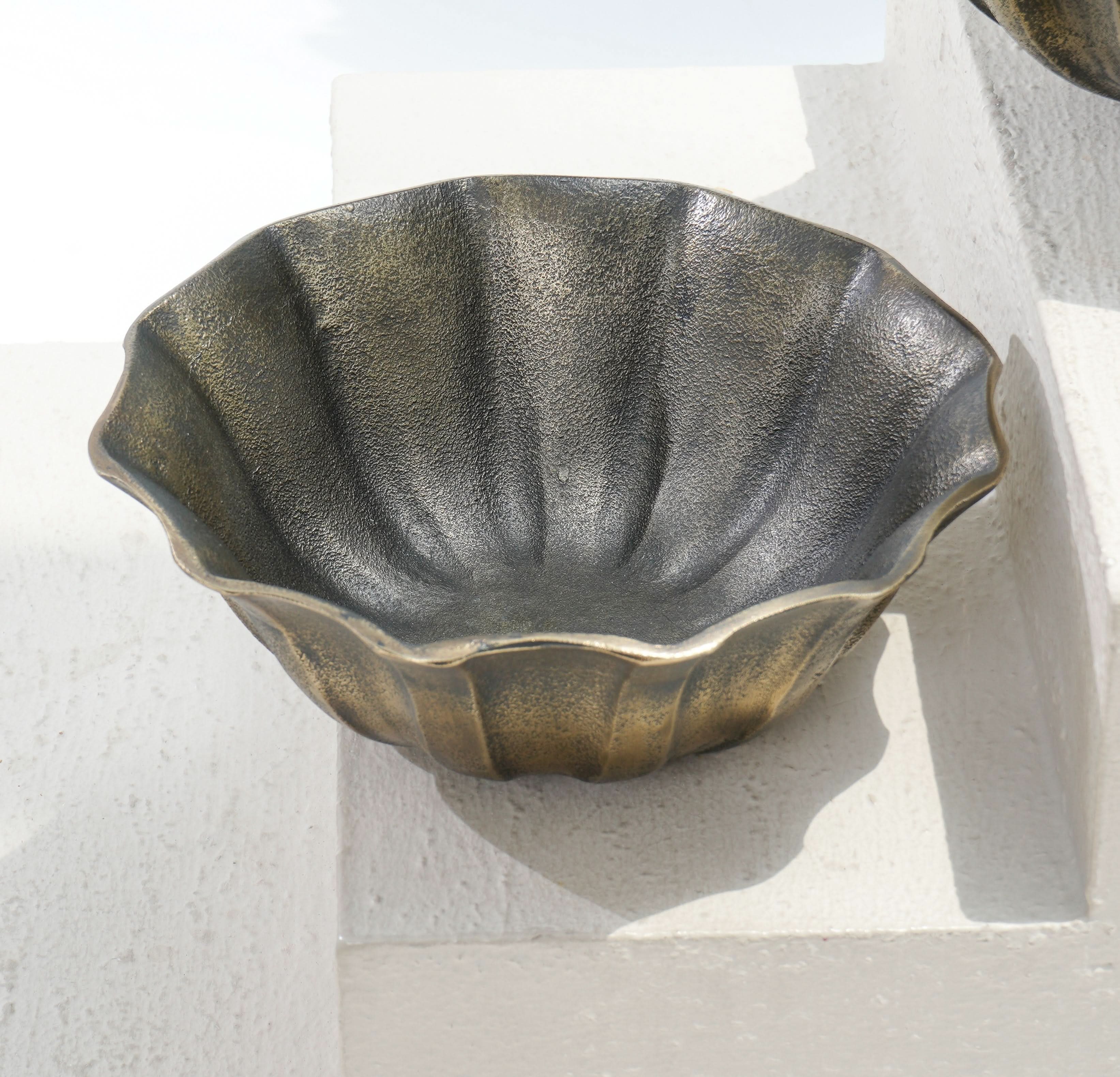 ELEGANT EMBER SMALL ROUND BOWL - Art and craft furniture