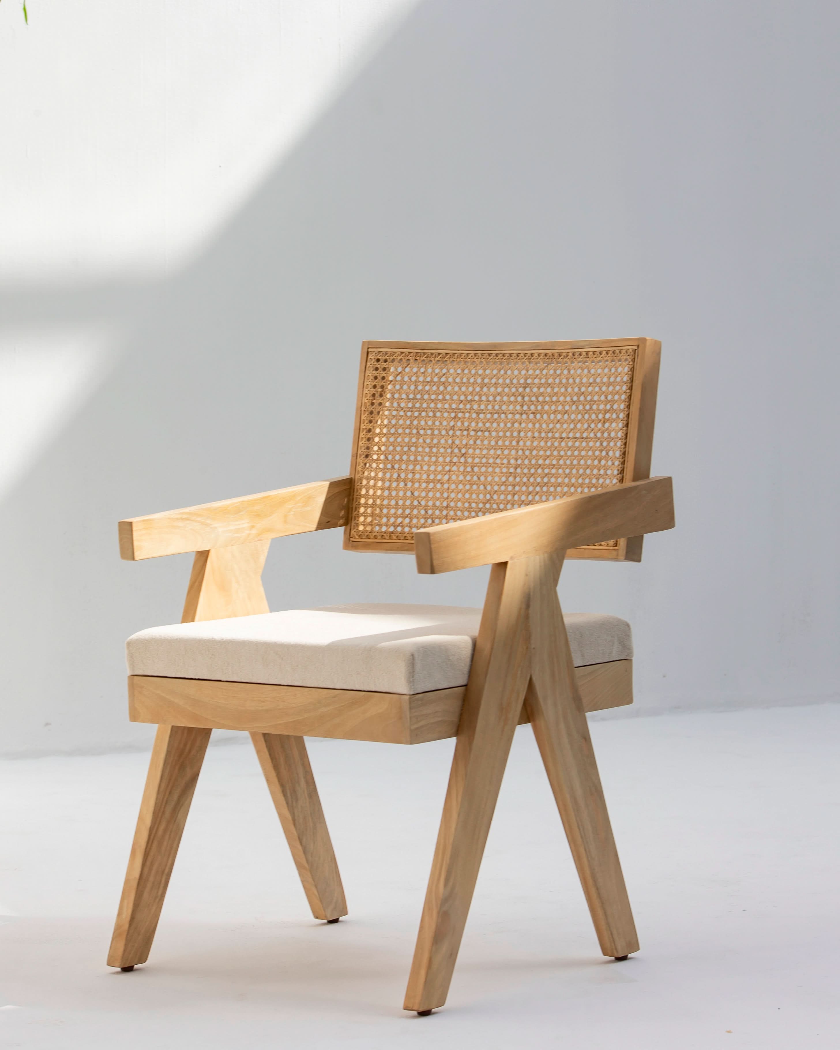 CANOVIA CANE CHAIR WITH ARMS - Art and craft furniture