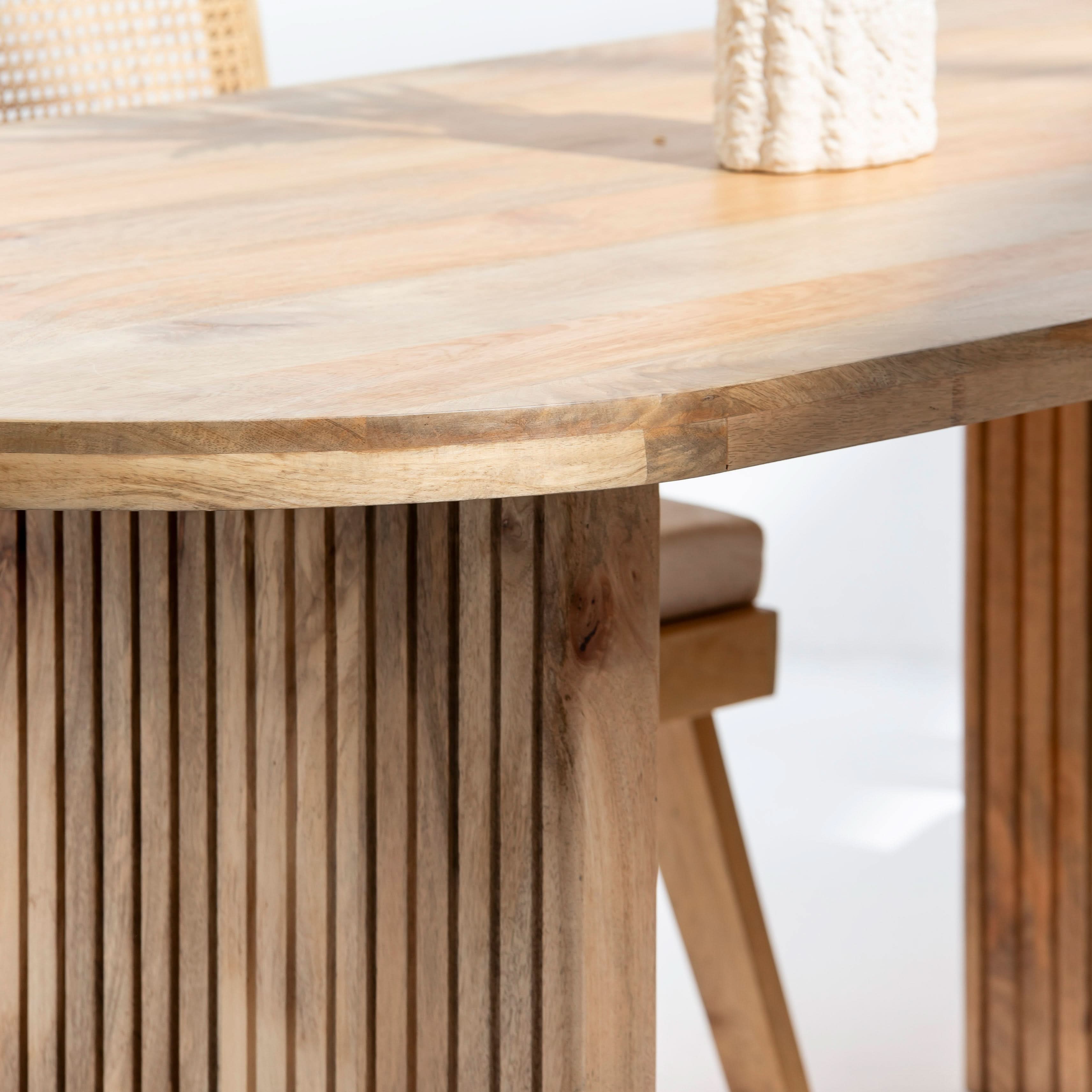 LUWIN PLAIN FINISH DINING TABLE - Art and craft furniture