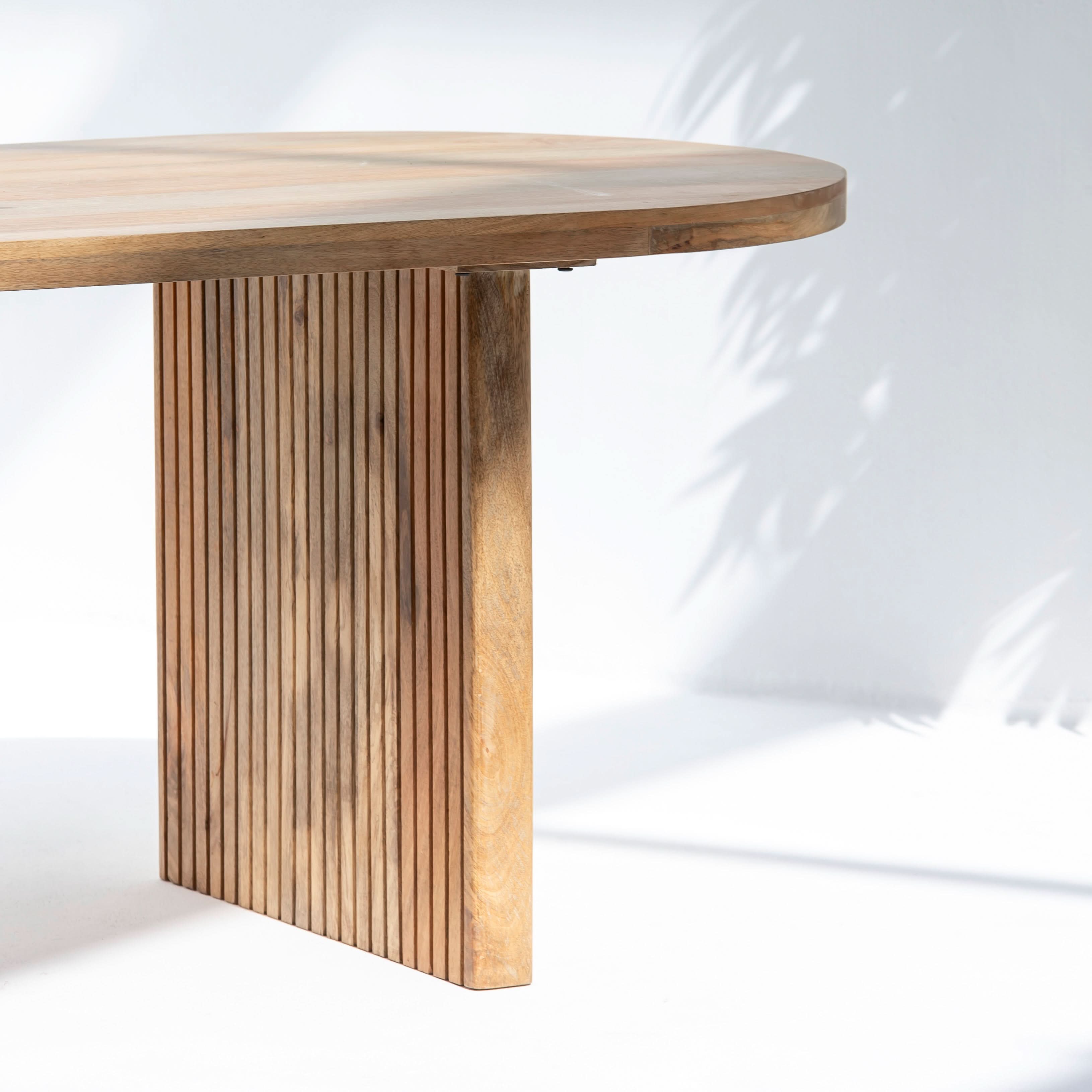 LUWIN PLAIN FINISH DINING TABLE - Art and craft furniture