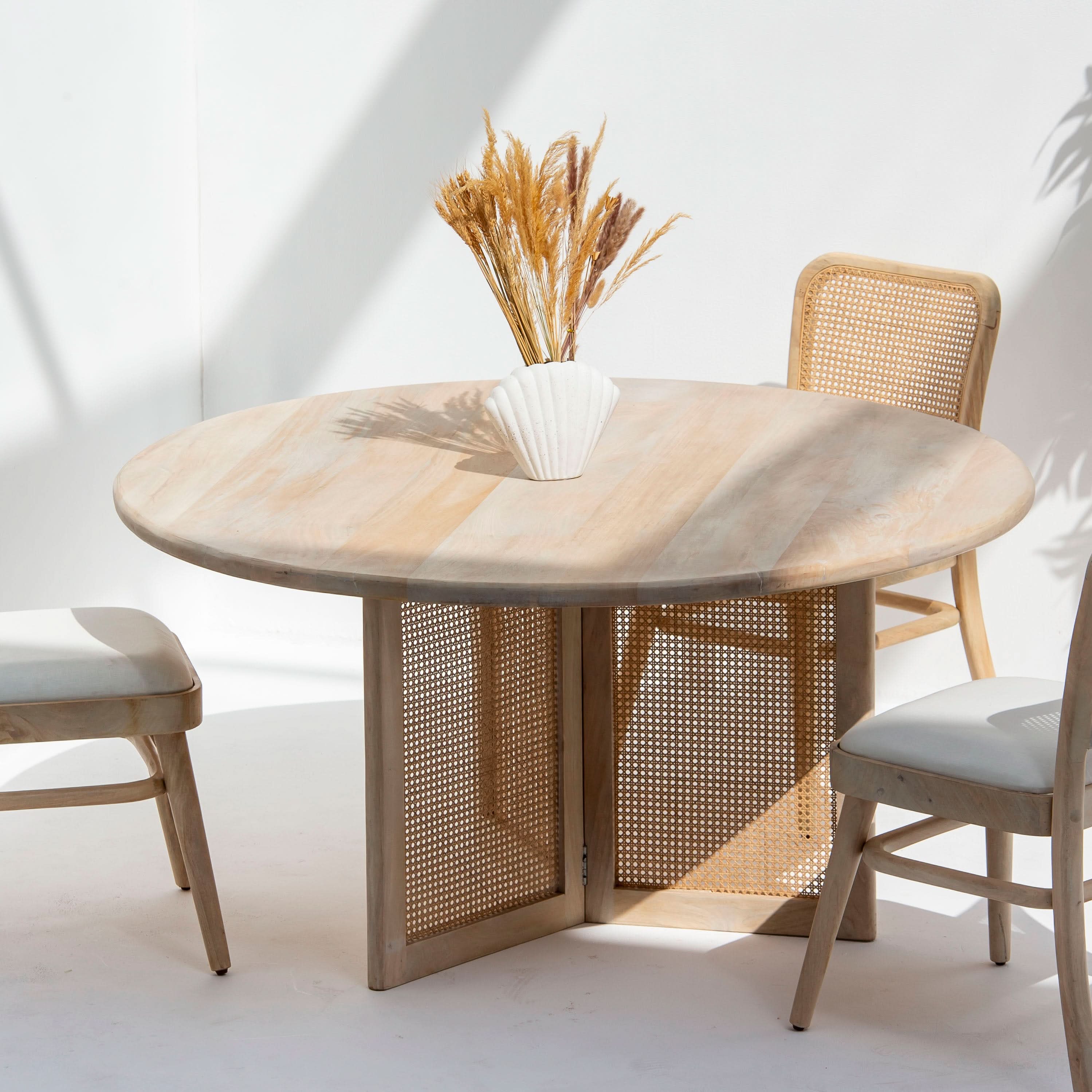 CANOVIA ROUND DINING TABLE - Art and craft furniture