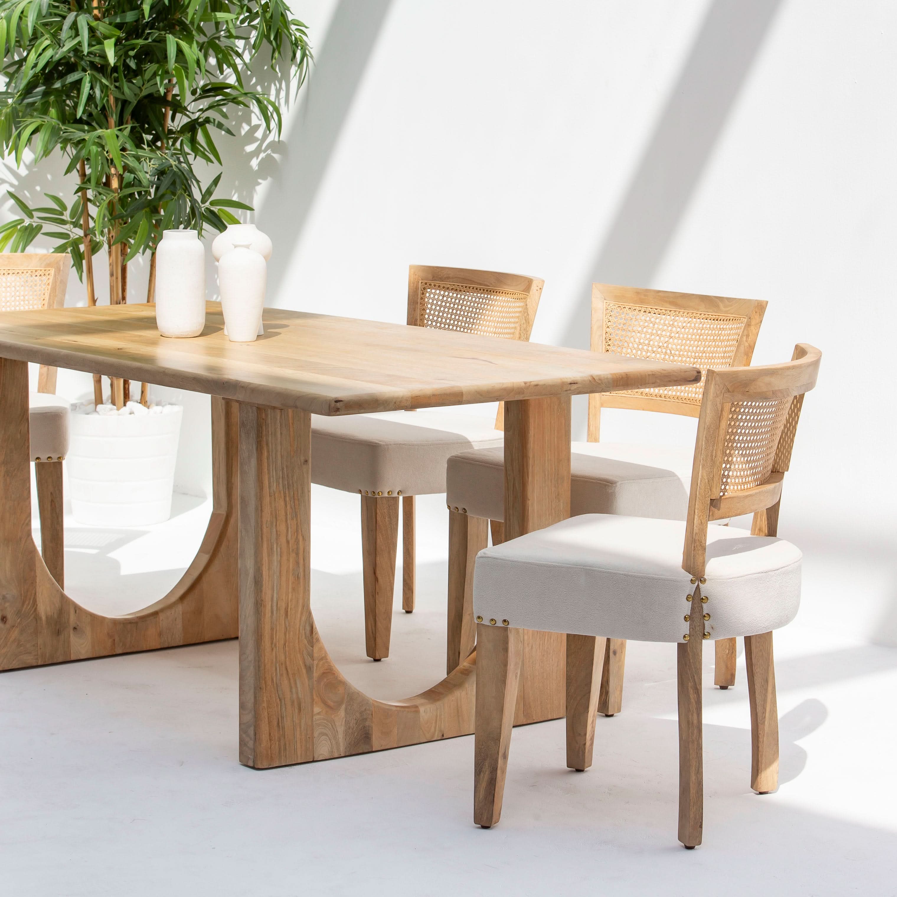 LUWIN DINING TABLE - Art and craft furniture
