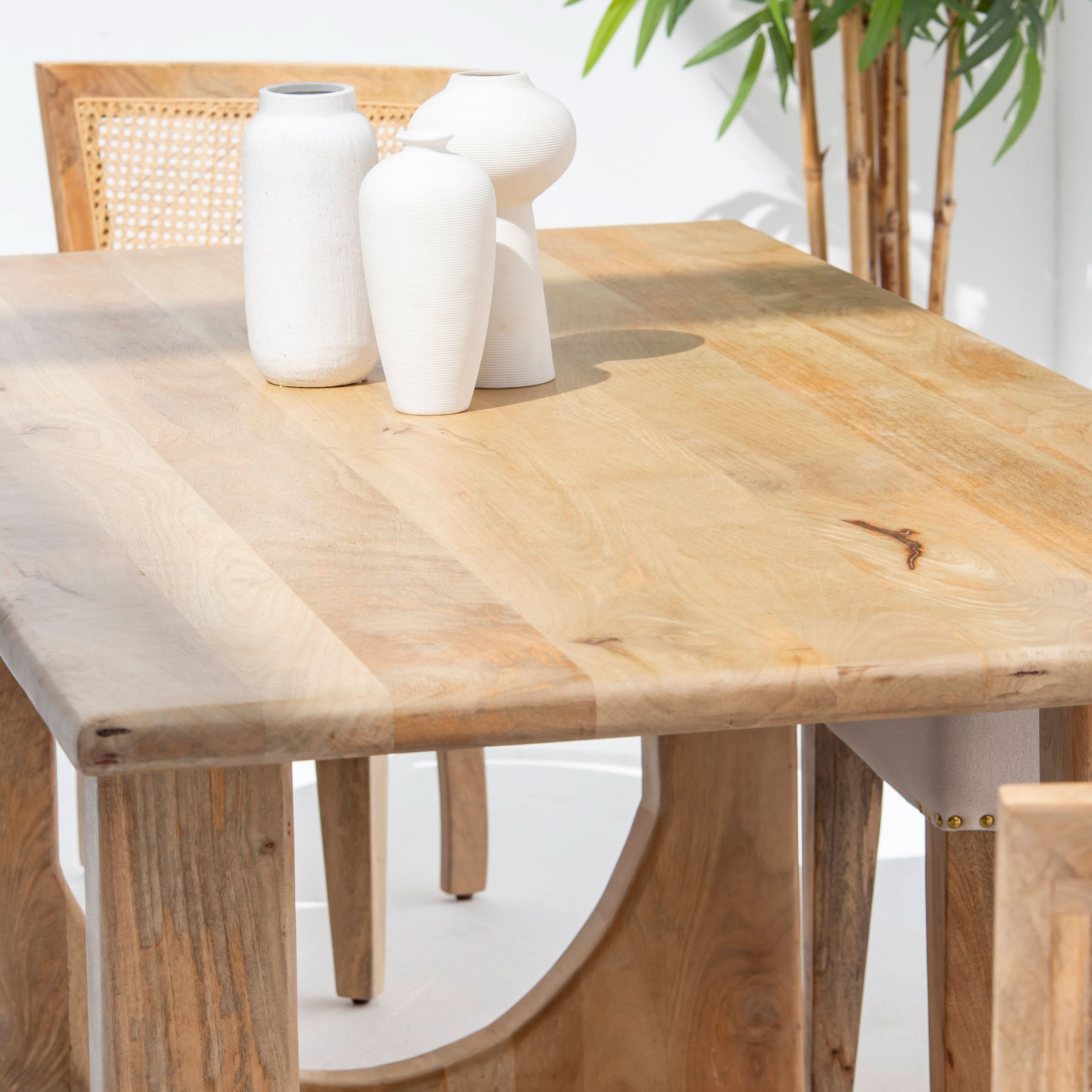 LUWIN DINING TABLE - Art and craft furniture
