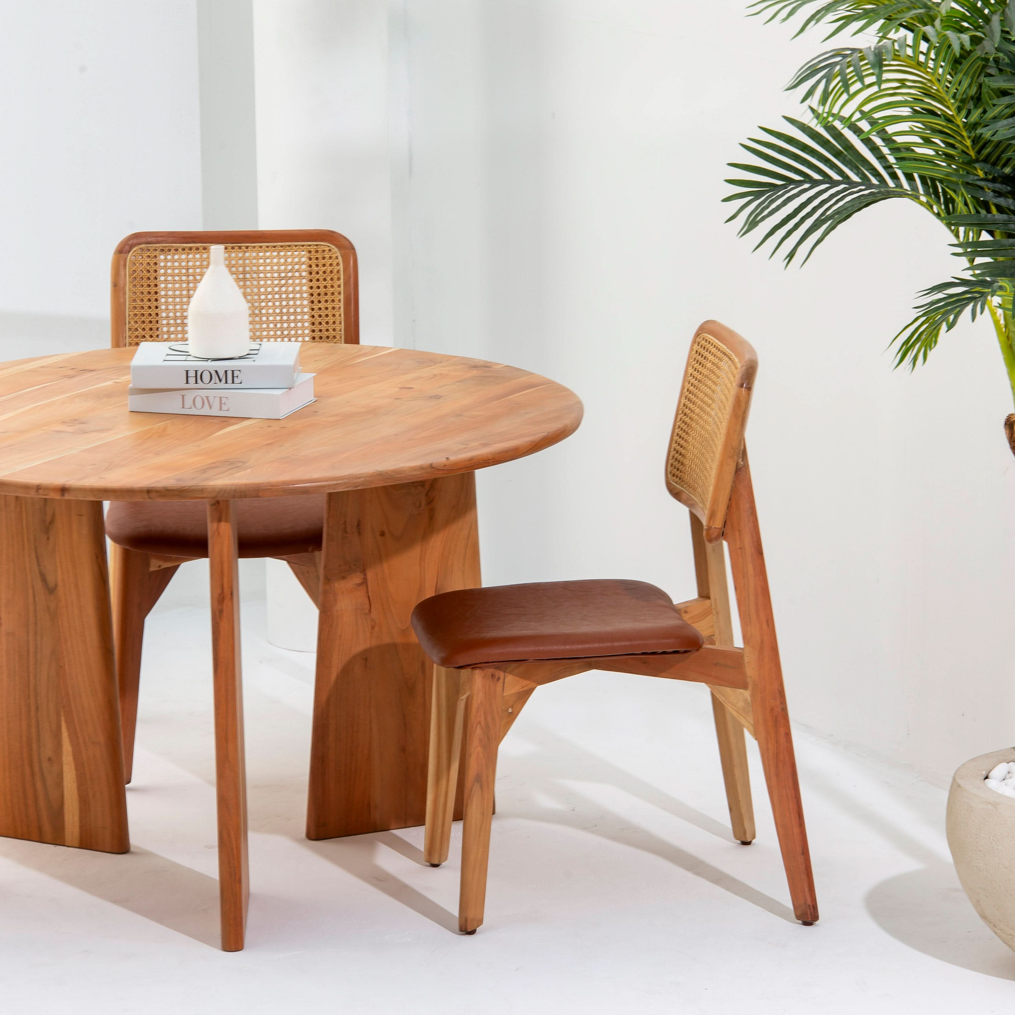 DANISH ACASIA ROUND DINING TABLE - Art and craft furniture