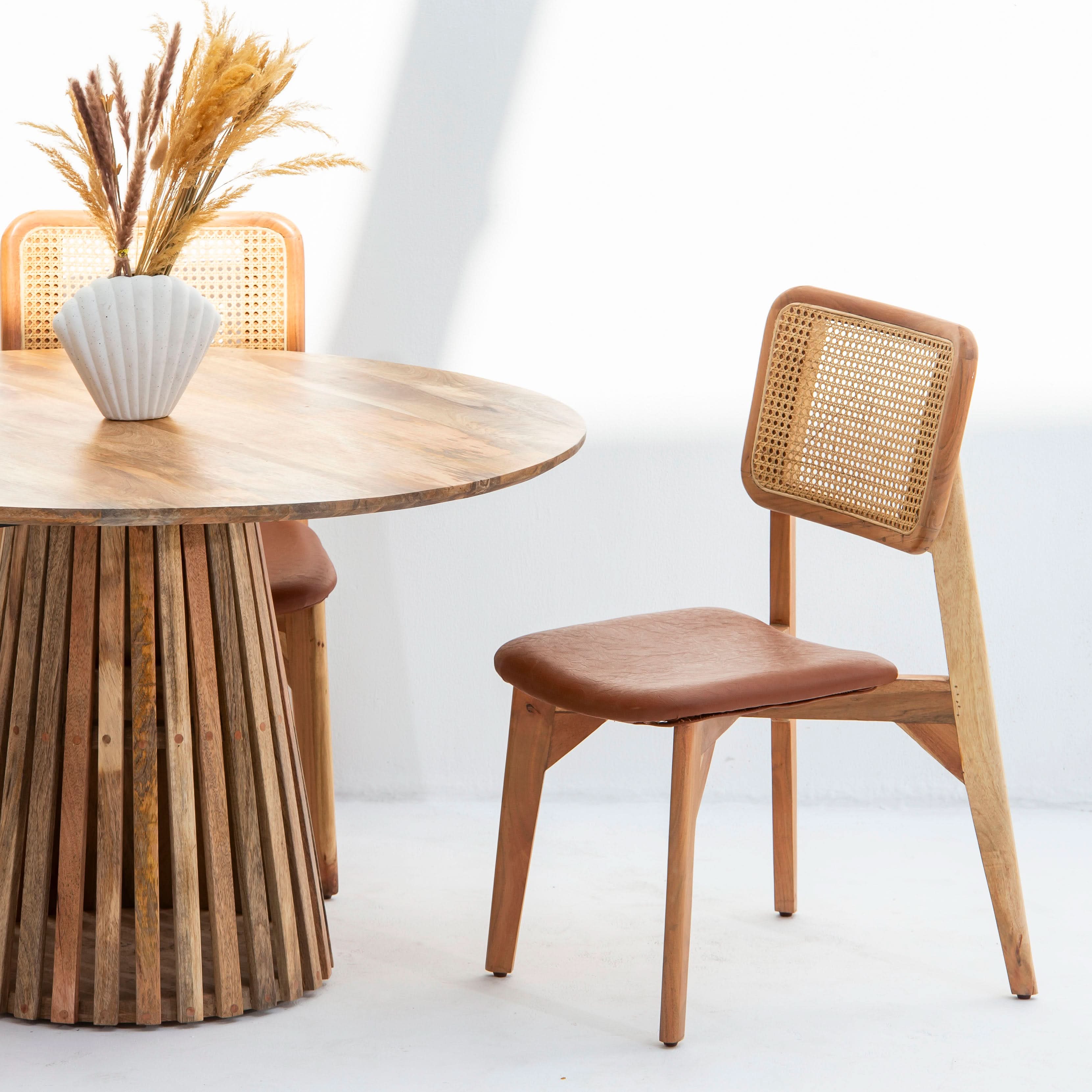 AUREVO WOODEN ROUND DINING TABLE - Art and craft furniture