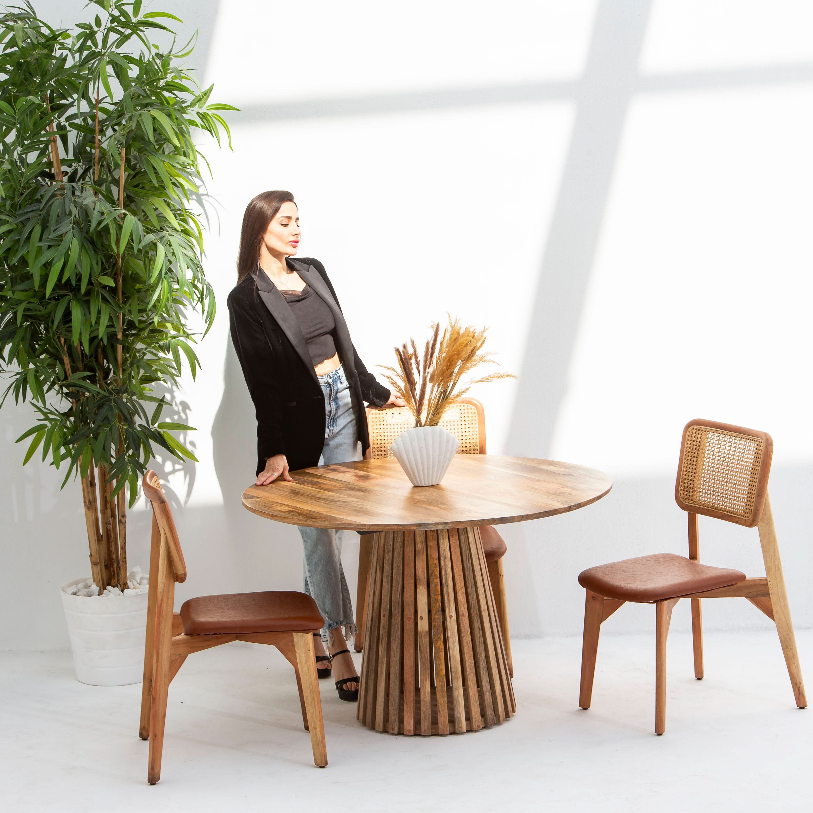 AUREVO WOODEN ROUND DINING TABLE - Art and craft furniture