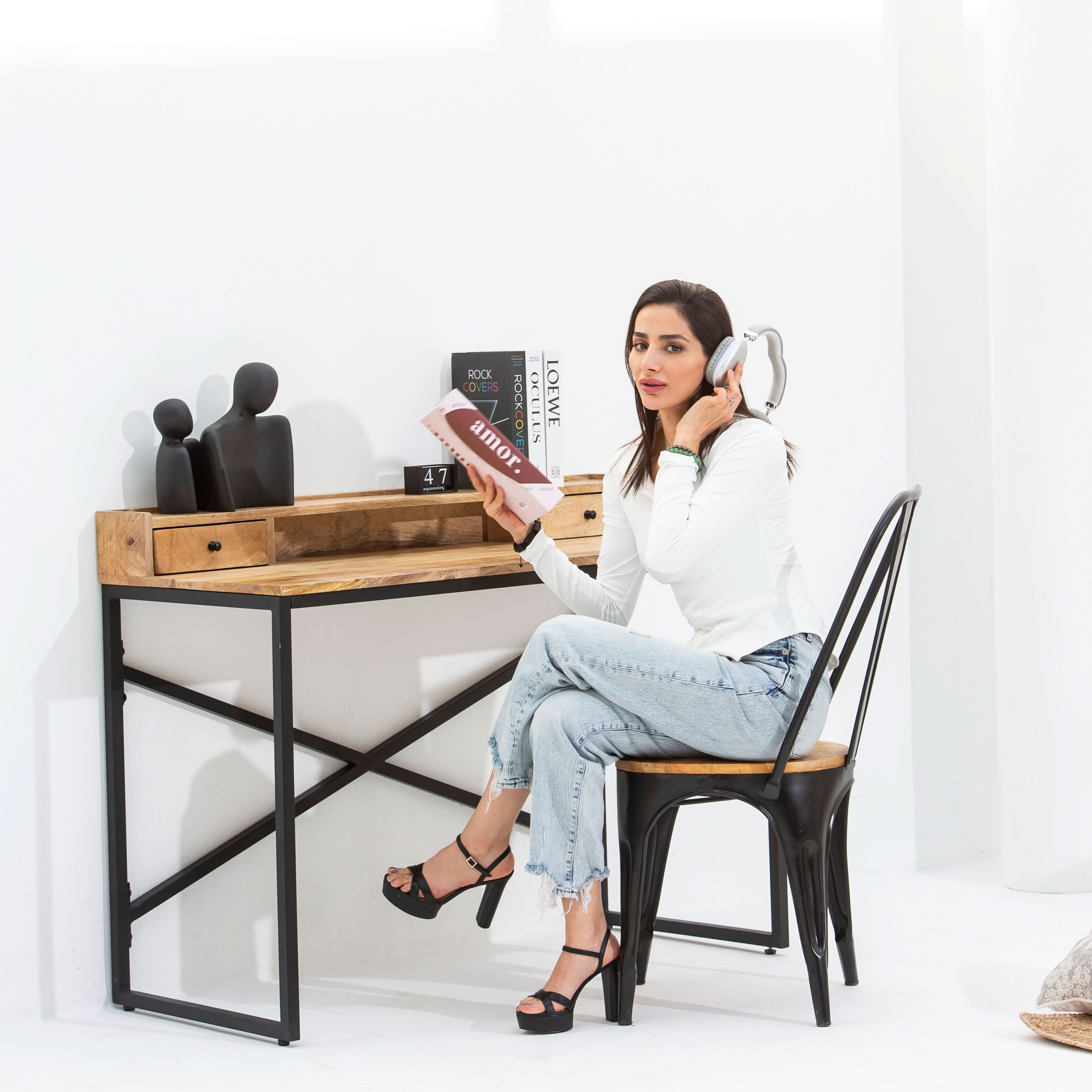 VERSE STUDY DESK - Art and craft furniture