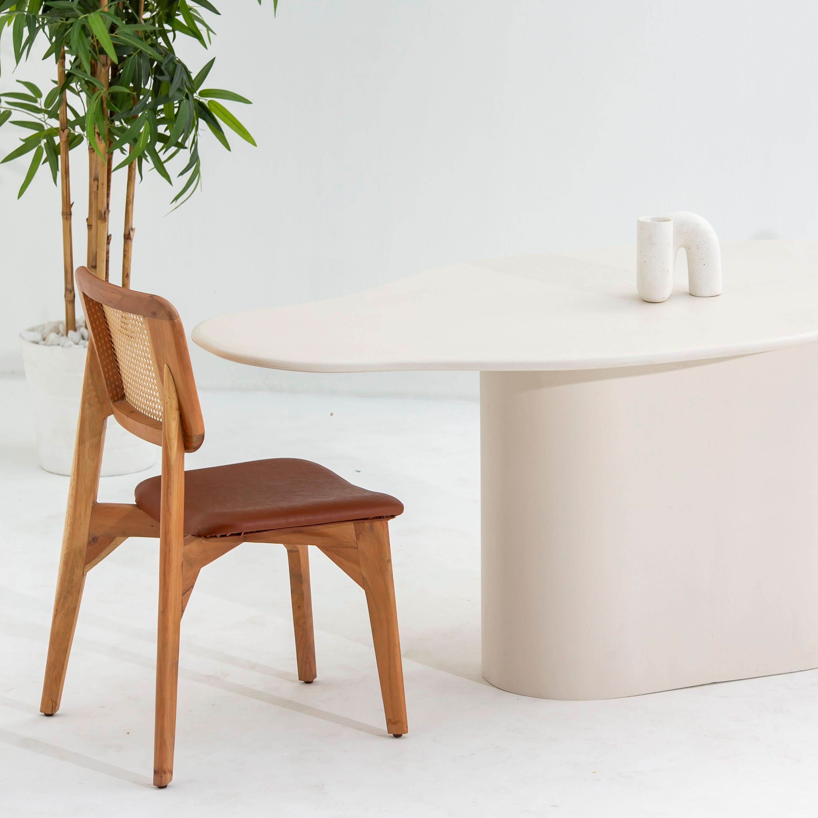 DANISH ORGANIC SHAPE DINING TABLE - Art and craft furniture