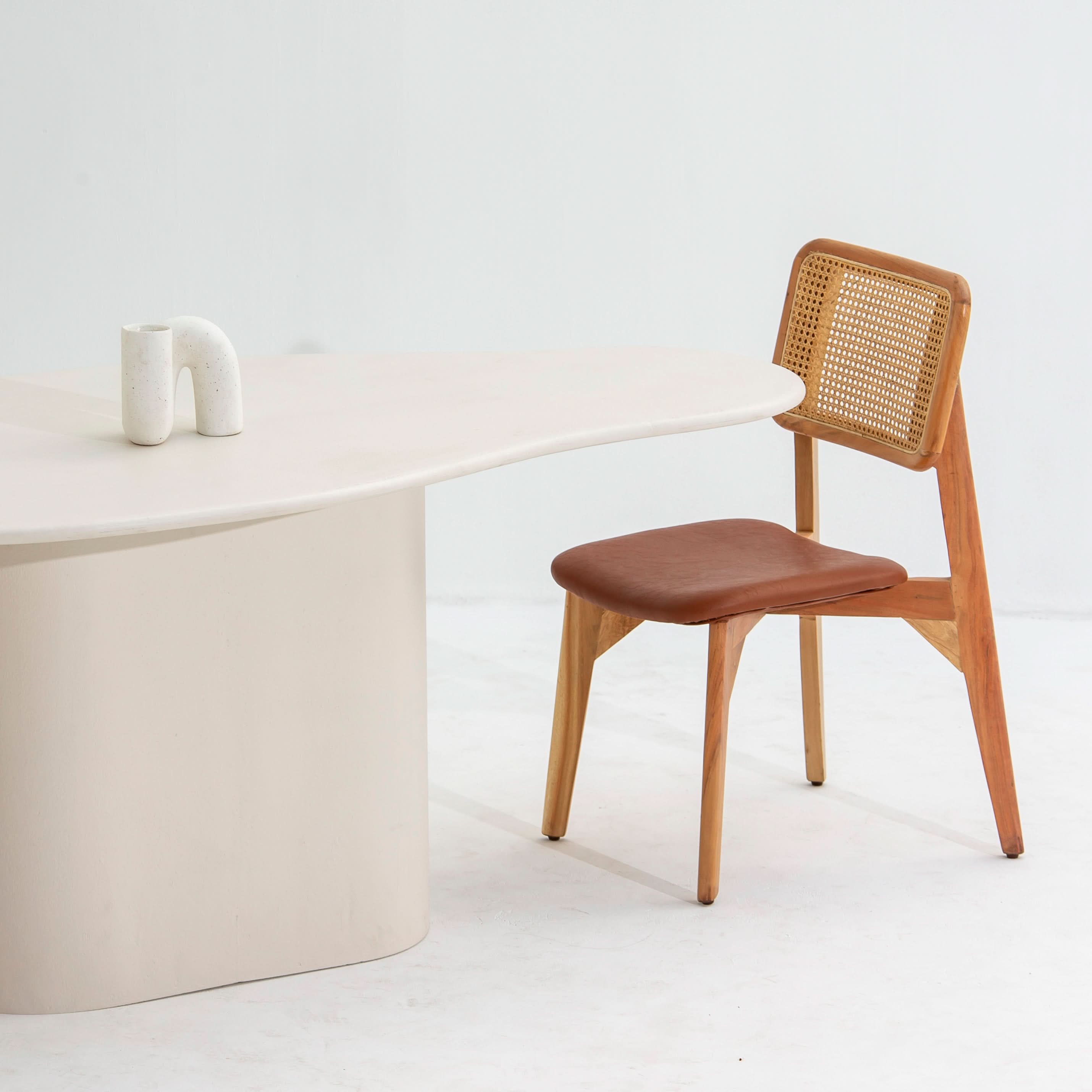 DANISH ORGANIC SHAPE DINING TABLE - Art and craft furniture