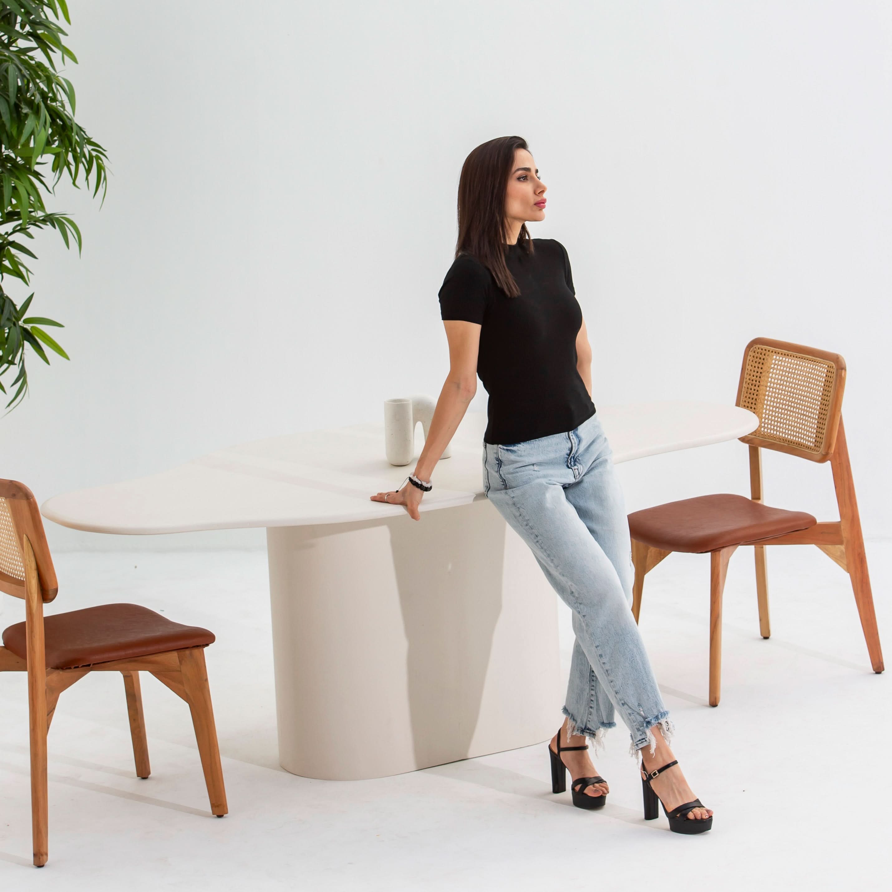 DANISH ORGANIC SHAPE DINING TABLE - Art and craft furniture