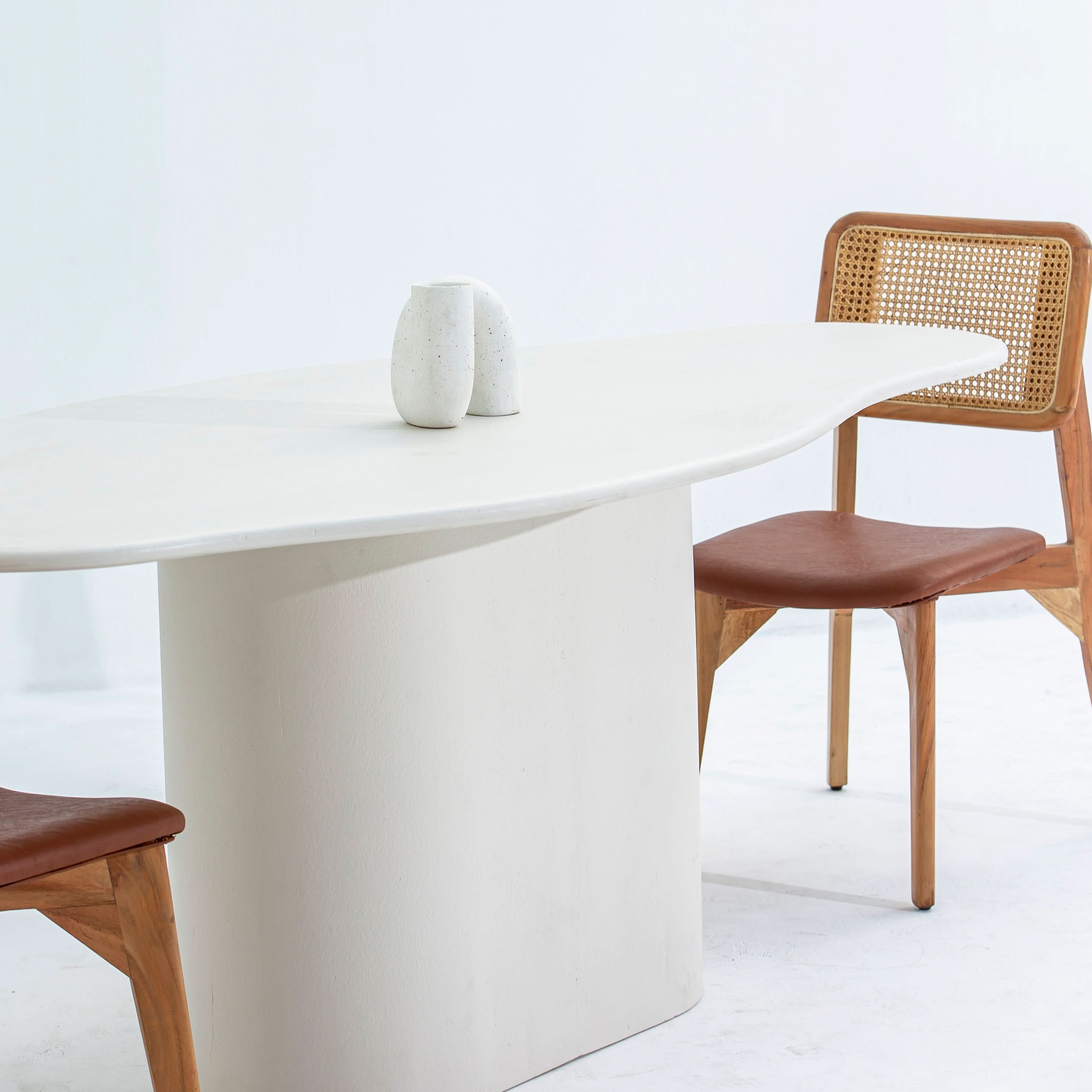 DANISH ORGANIC SHAPE DINING TABLE - Art and craft furniture