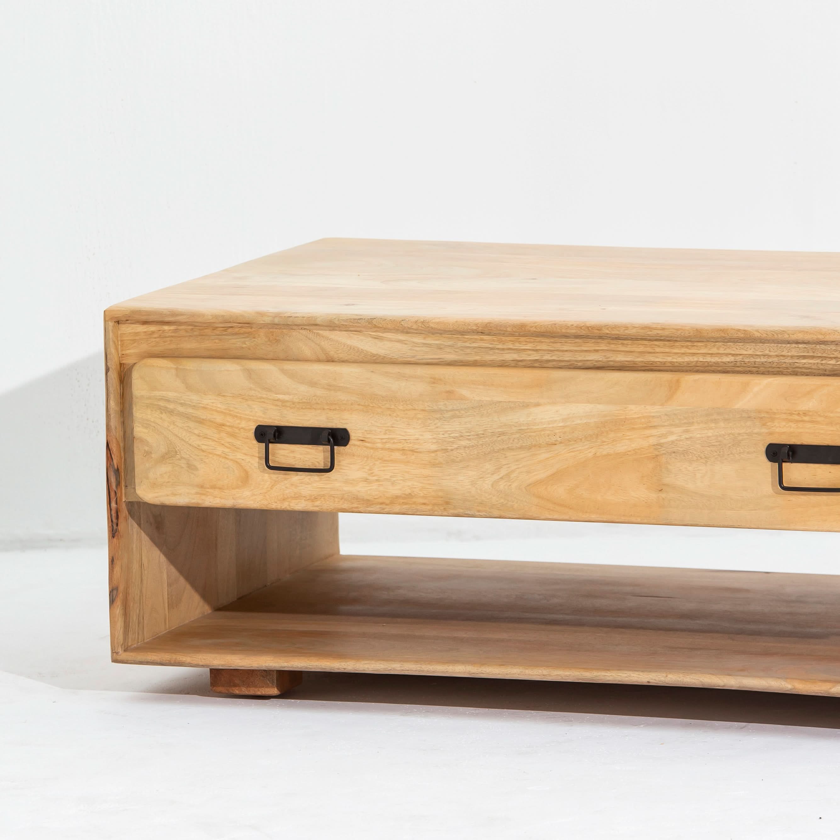 VENEZIA WOODEN COFFEE TABLE - Art and craft furniture