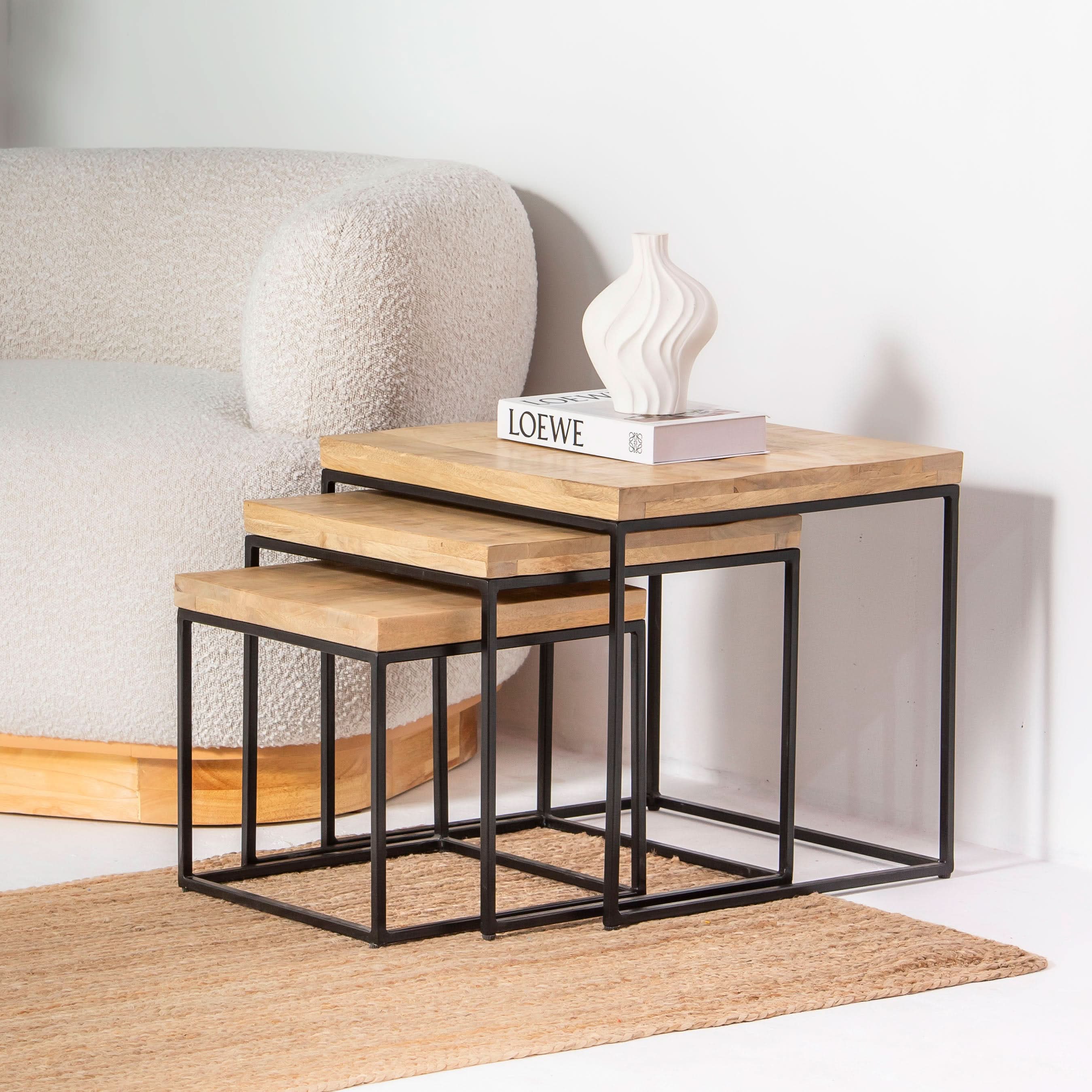 THE VERSATILE NESTING TABLE - Art and craft furniture