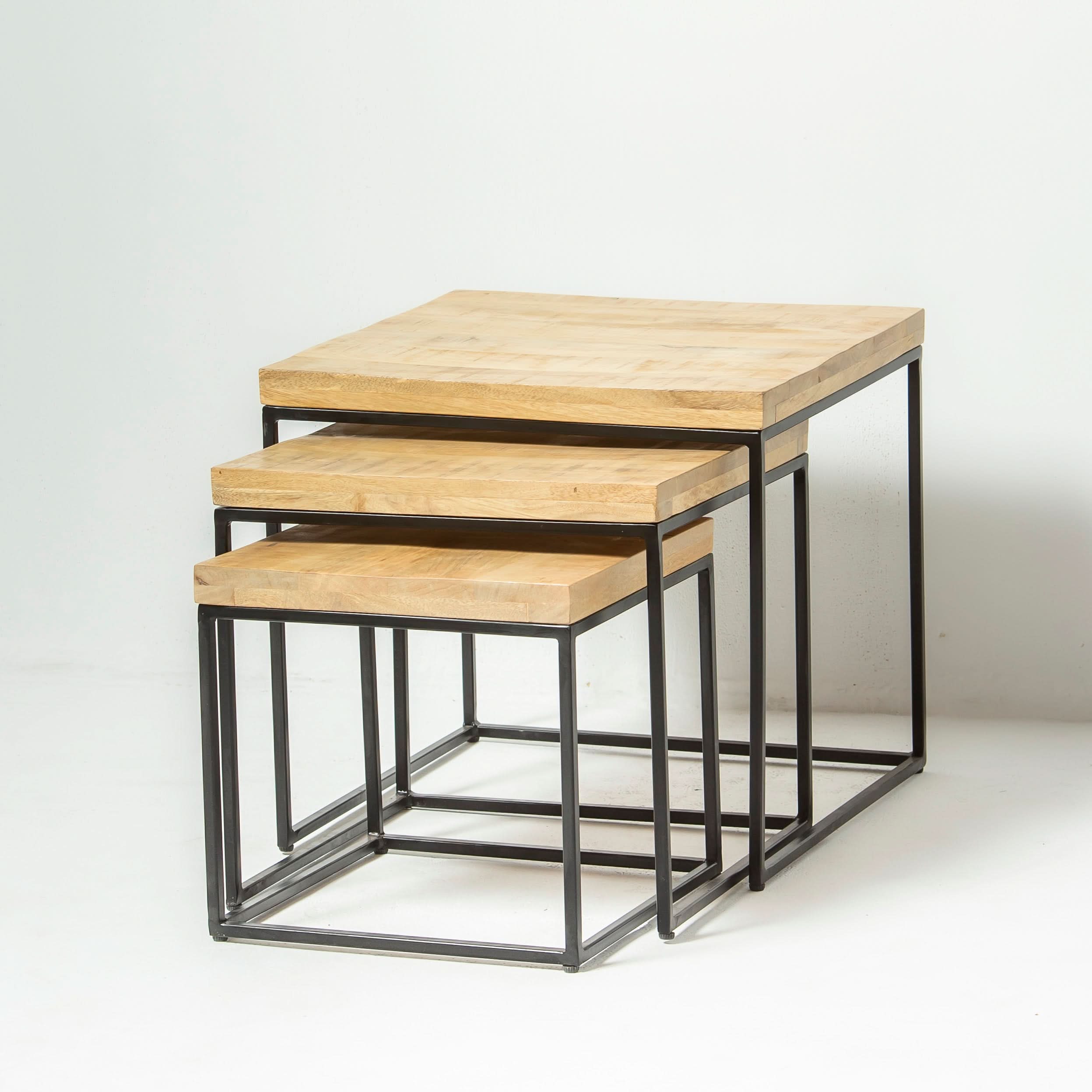 THE VERSATILE NESTING TABLE - Art and craft furniture