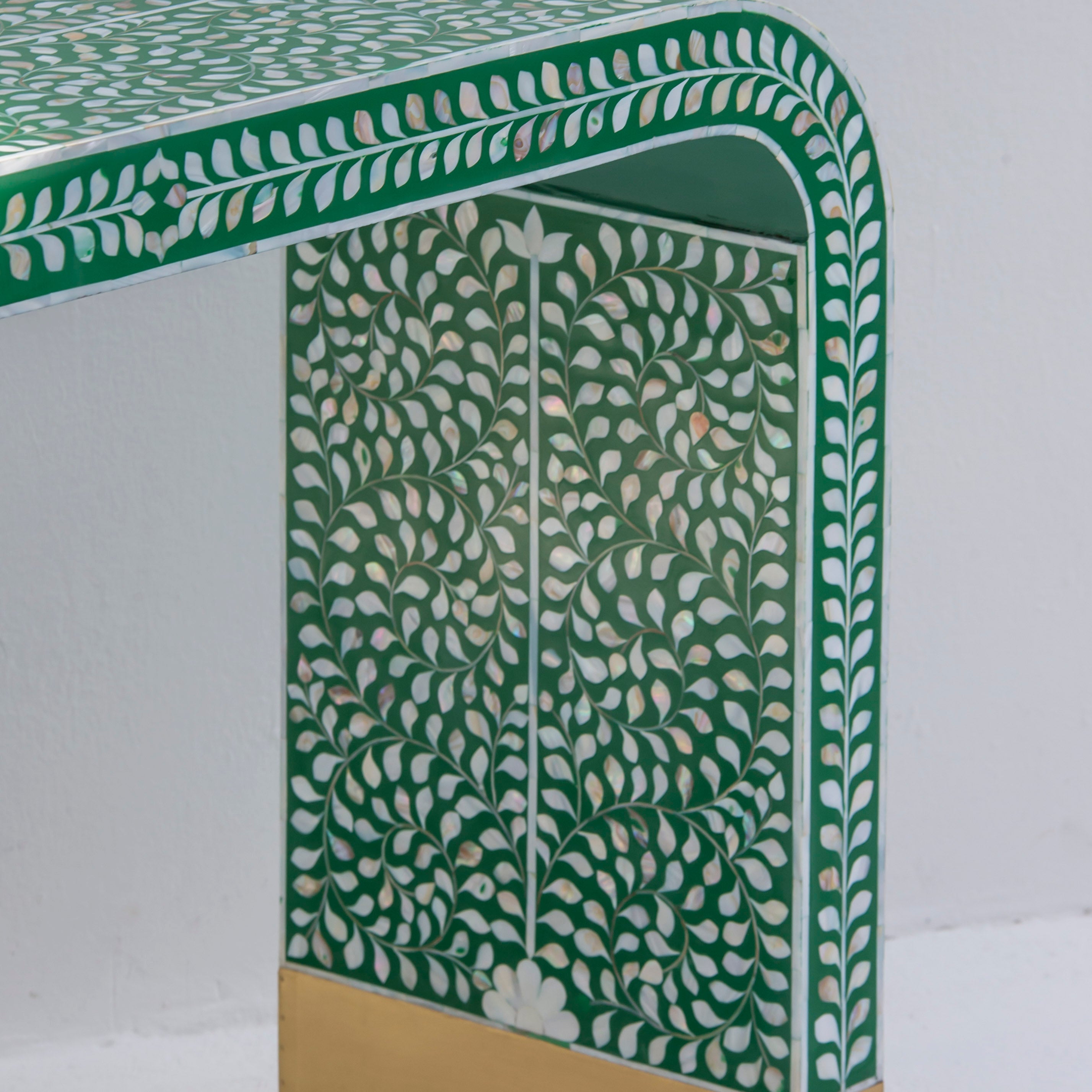 OCEAN-GREEN MOTHER OF PEARL U SHAPE CONSOLE TABLE - Art and craft furniture