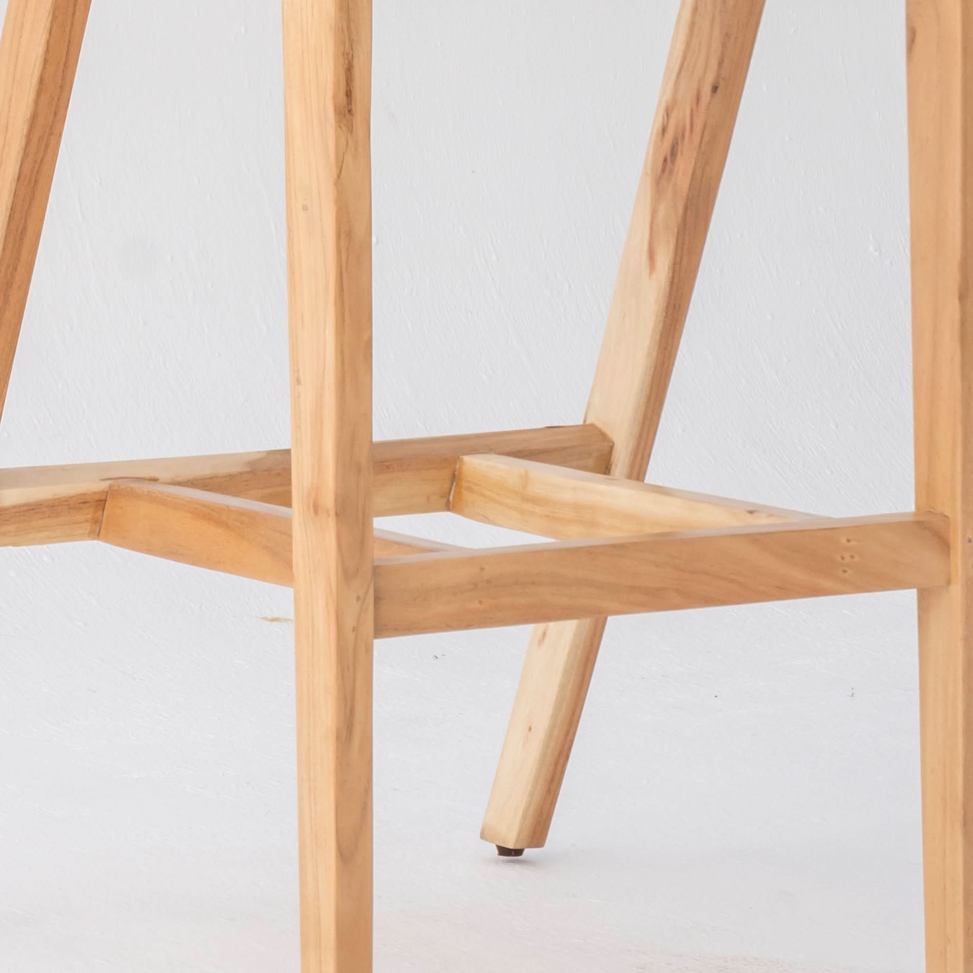MINIMALIST ACACIA WOOD BAR CHAIR - Art and craft furniture