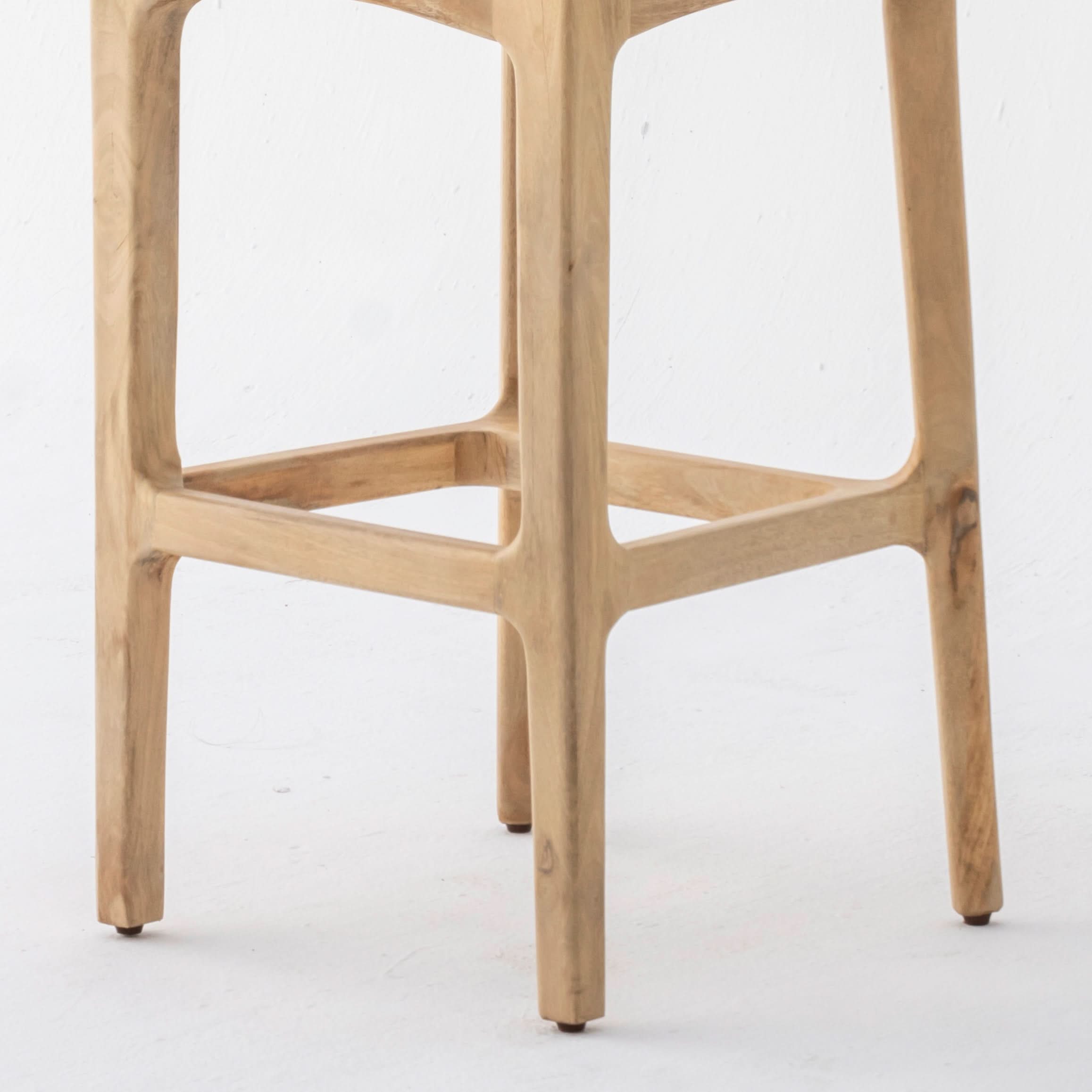 MINIMALIST MANGO WOOD BAR STOOL - Art and craft furniture