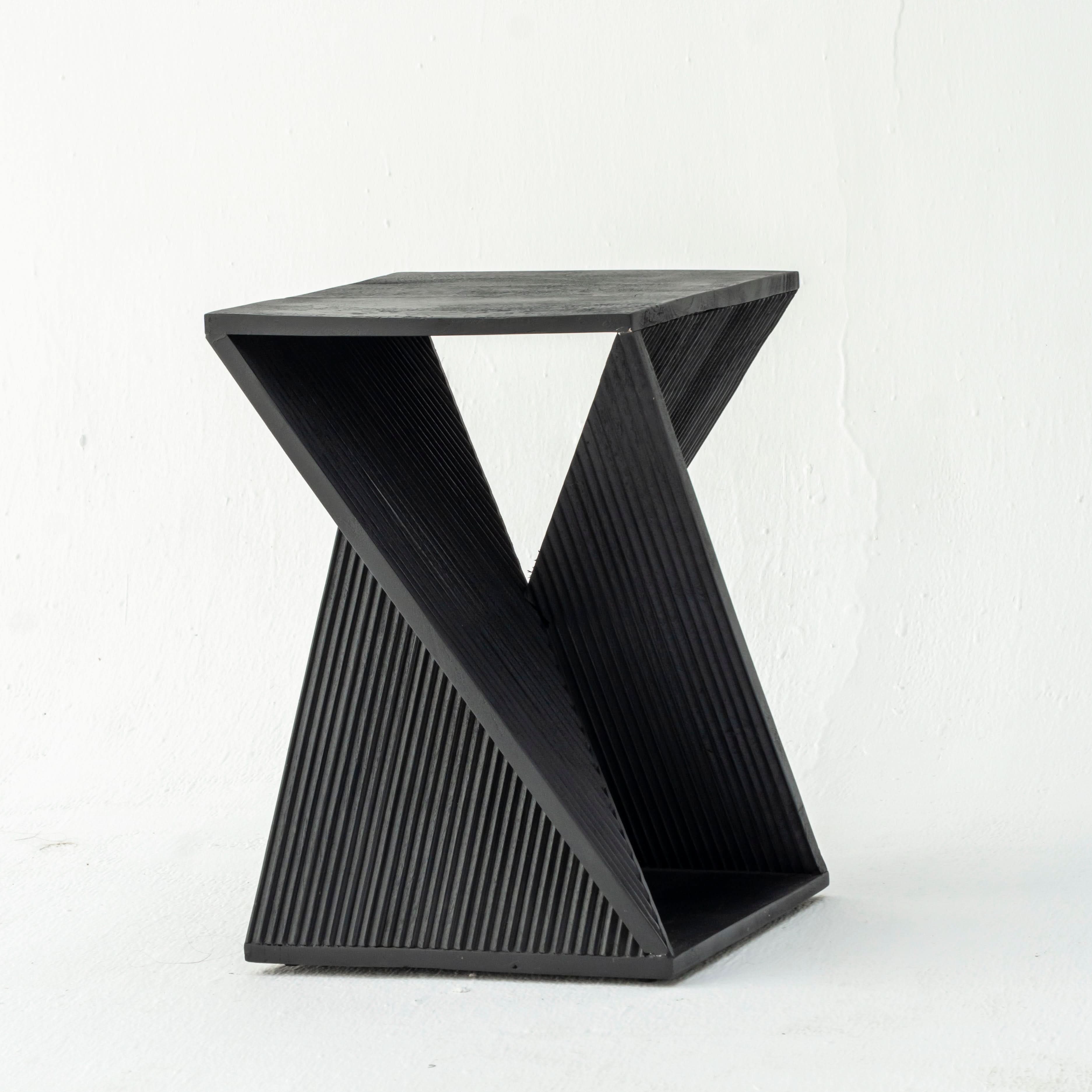 MONTERA WOODEN BLACK SIDETABLE - Art and craft furniture