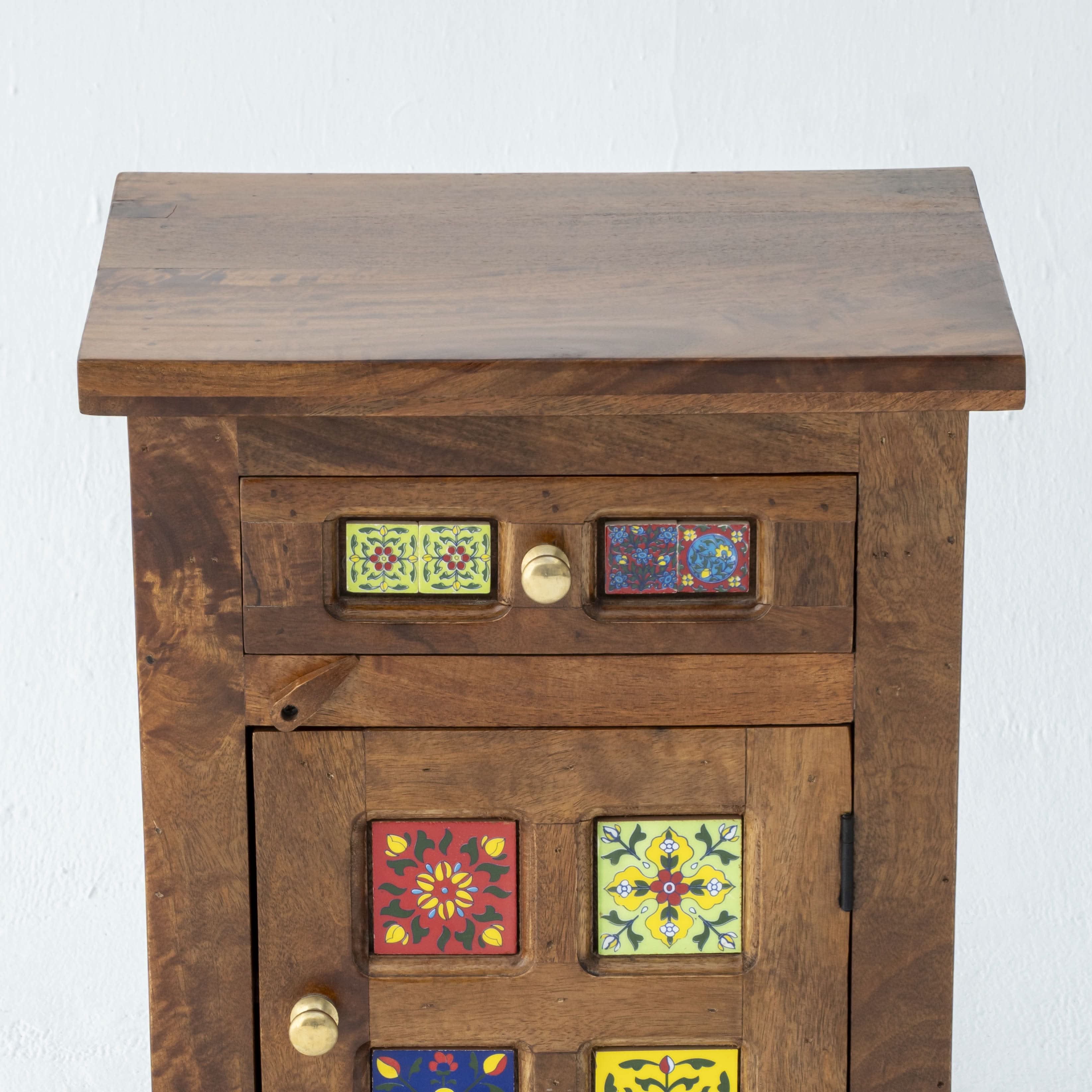 SHESTILE BEDSIDE TABLE TILE FTD - Art and craft furniture