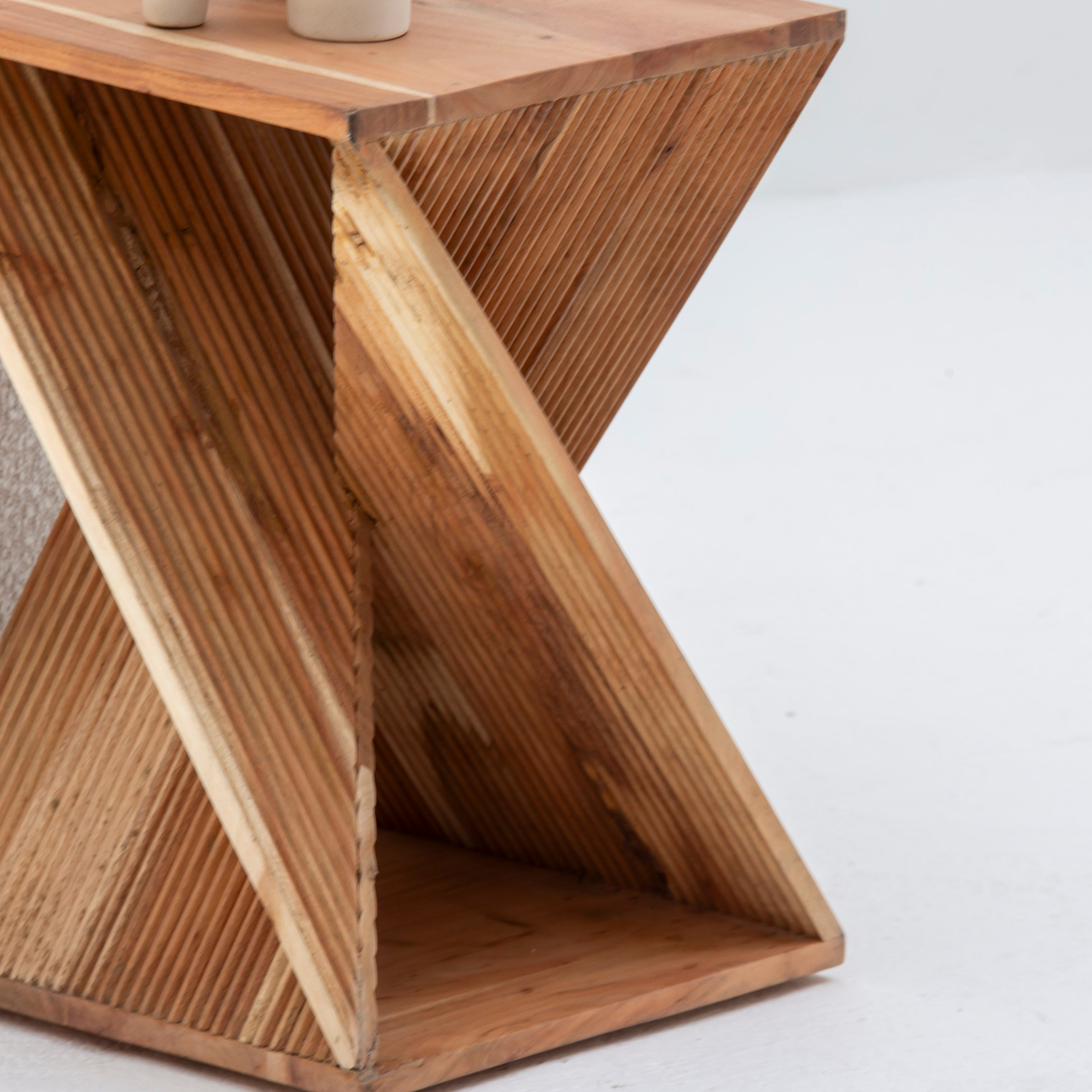 MONTERA WOODEN SIDE TABLE - Art and craft furniture