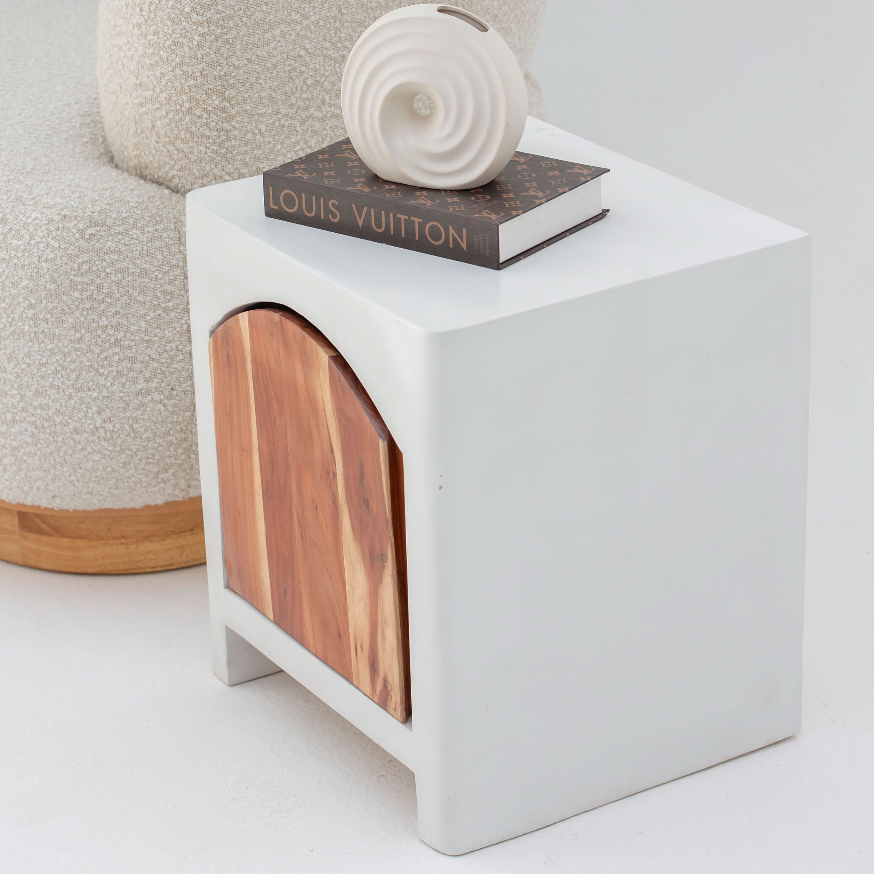NATURA CURVE WOODEN NIGHTSTAND TABLE - Art and craft furniture