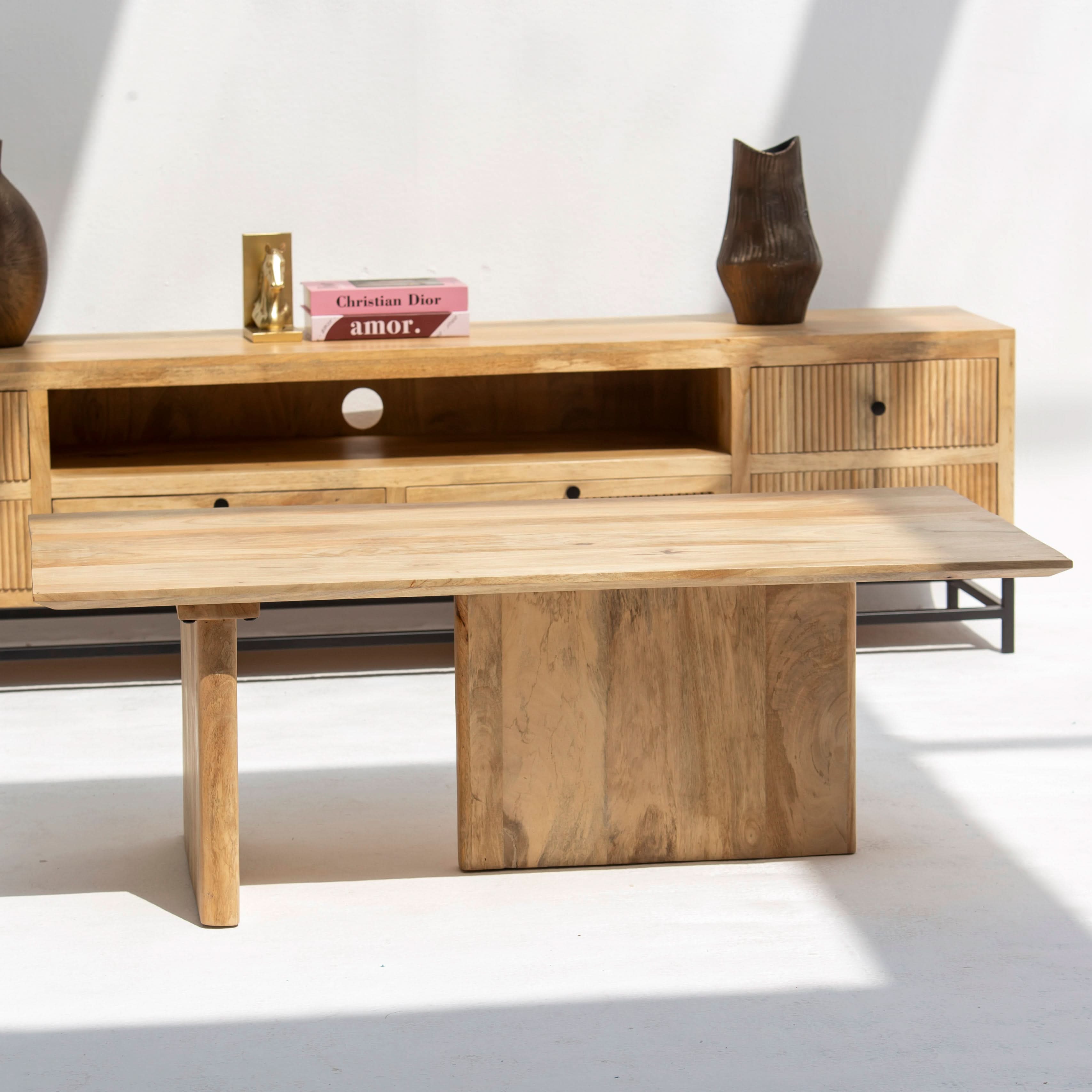 MONTERA WOODEN COFFEE TABLE - Art and craft furniture