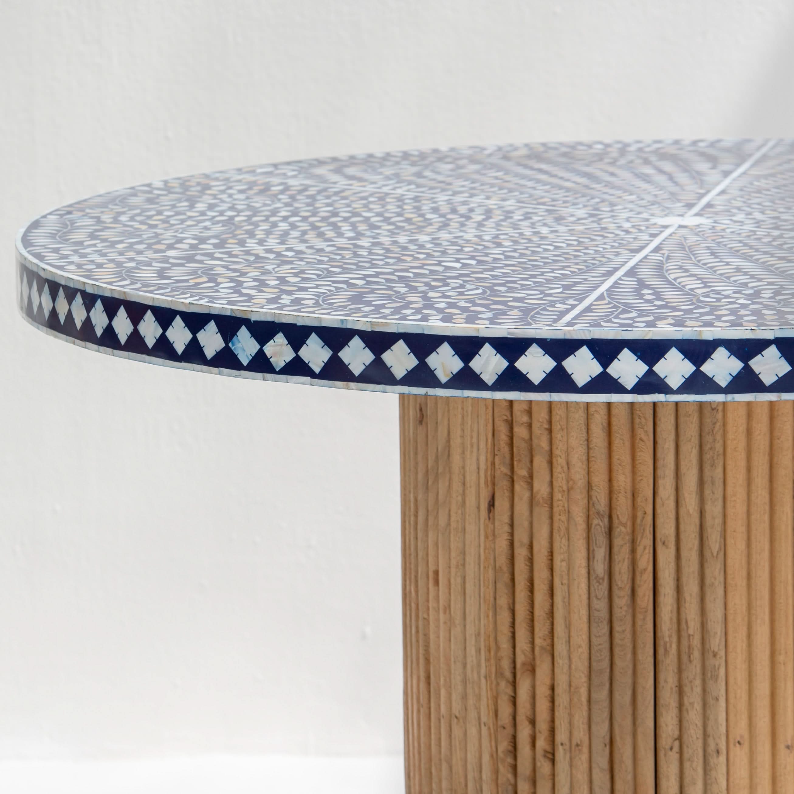 OCEANIC BLUE MOTHER OF PEARL DINING TABLE - Art and craft furniture