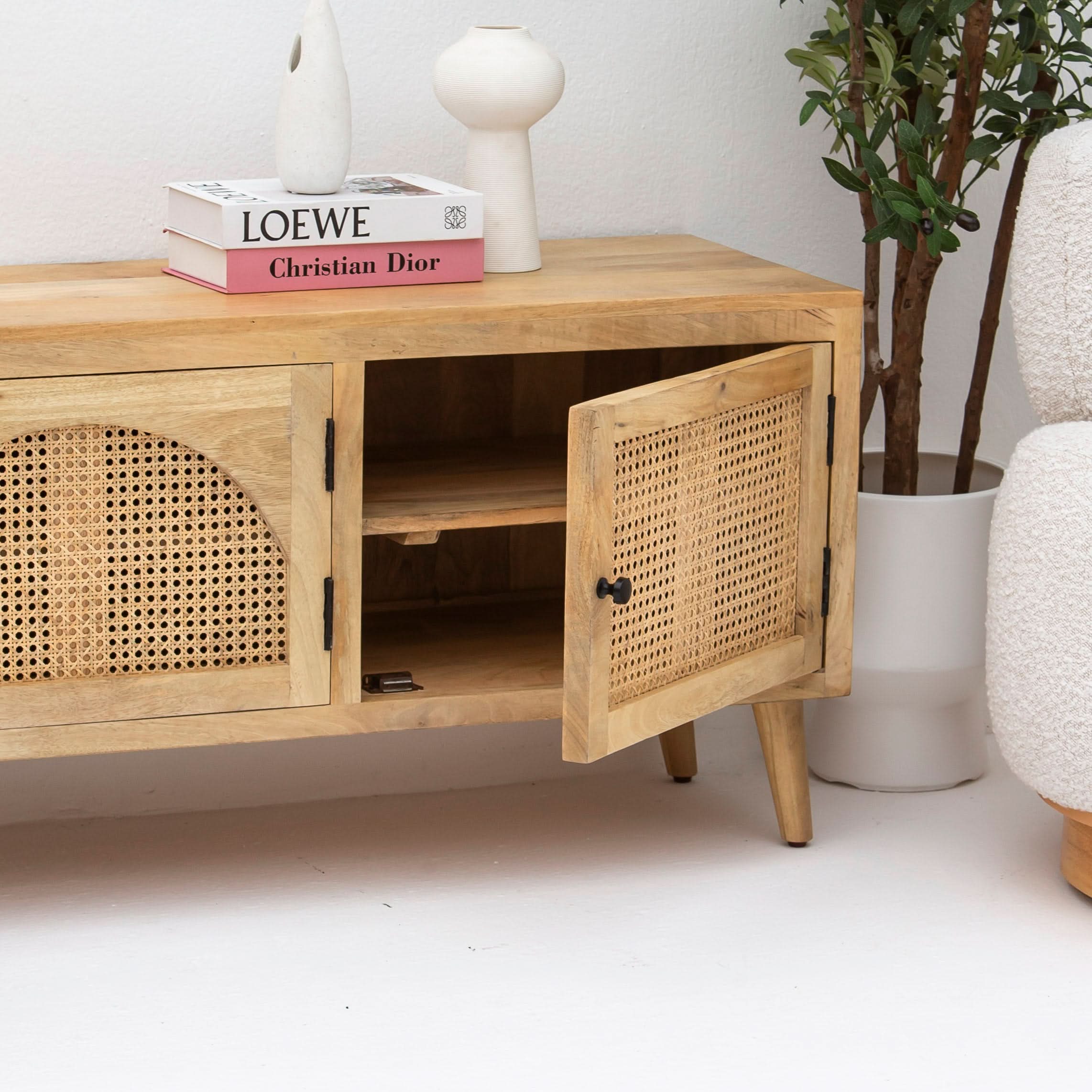 CANOVIA CANE TV STAND - Art and craft furniture