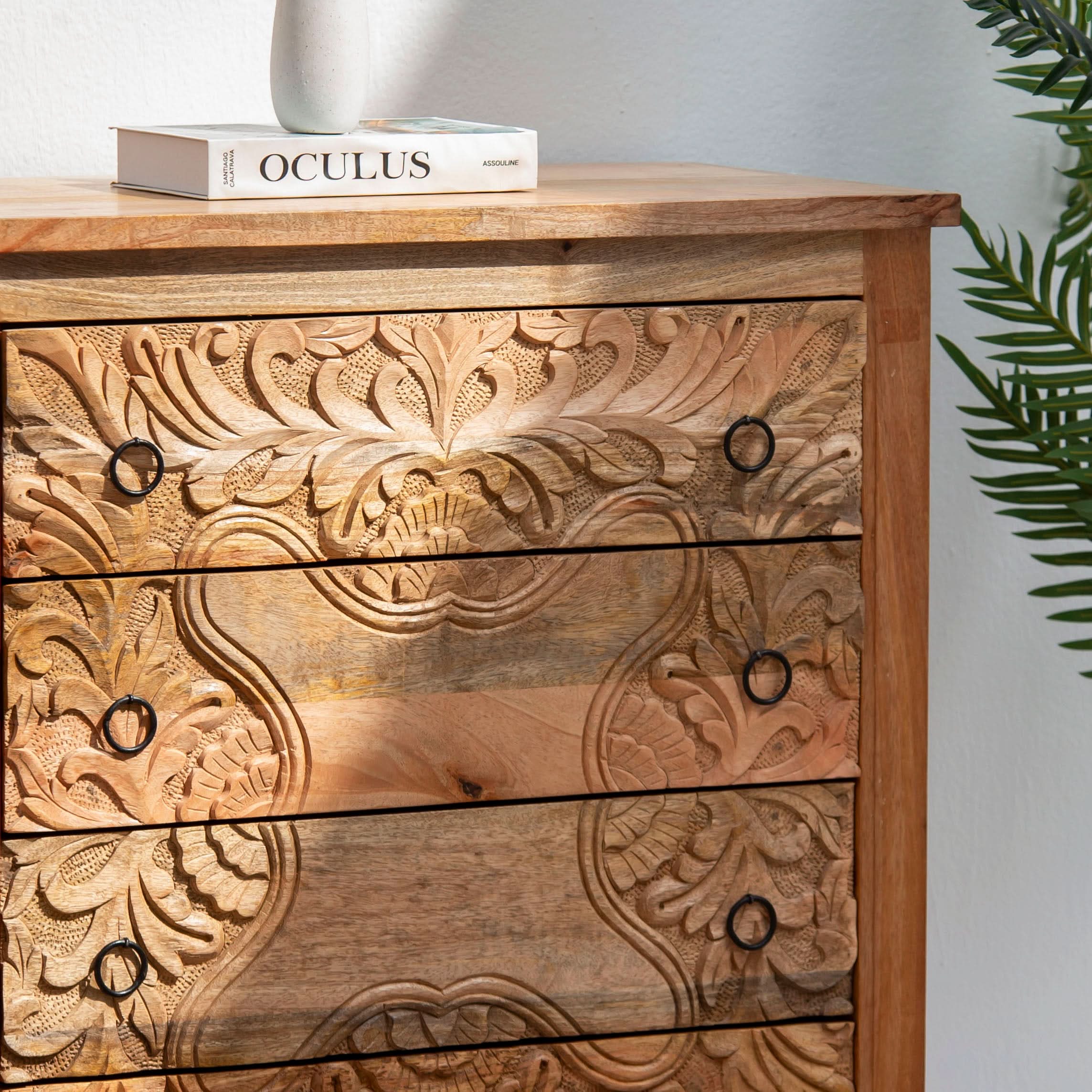 CARVING WOODEN CHEST OF DRAWER - Art and craft furniture