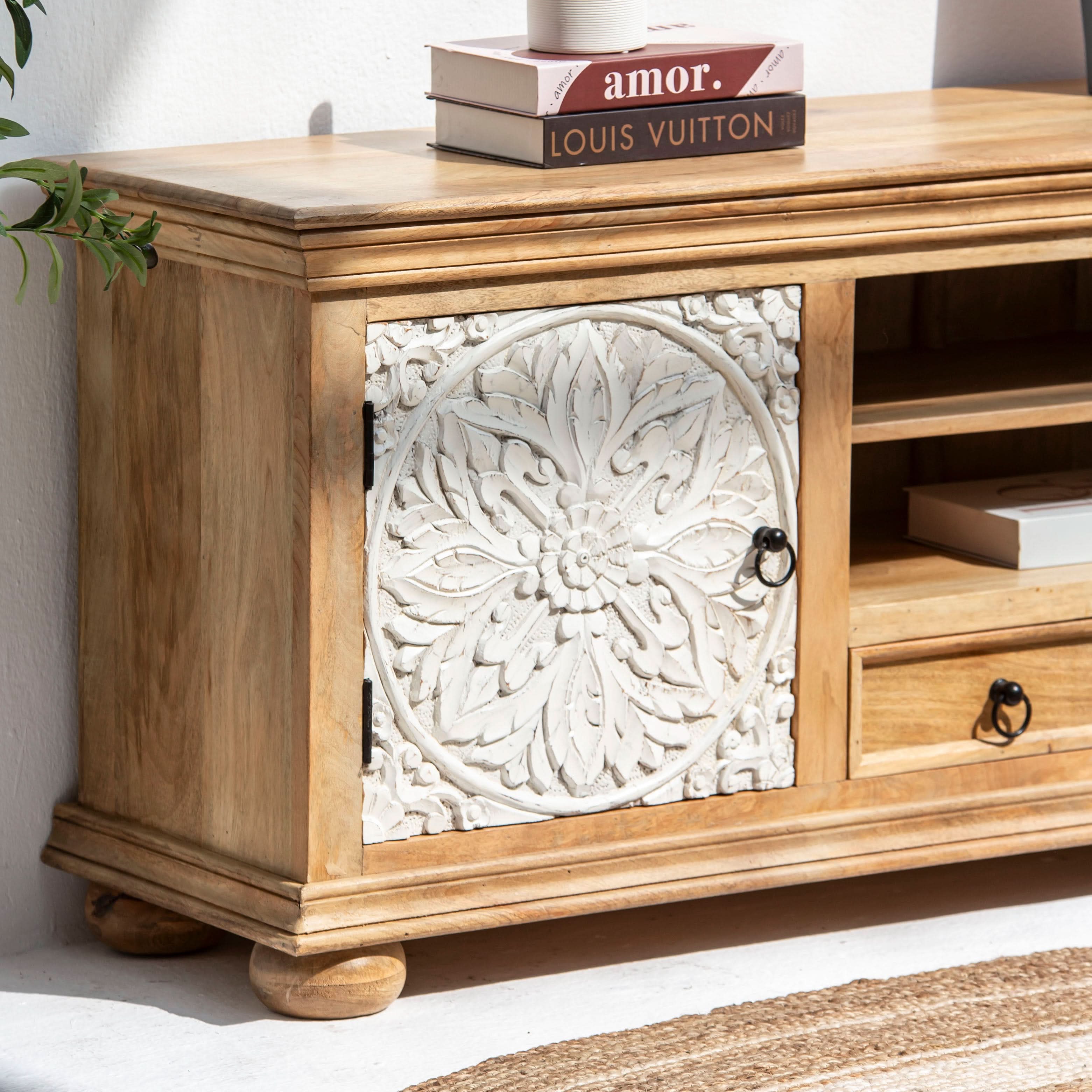 VANELLE WOODEN TV UNIT - Art and craft furniture