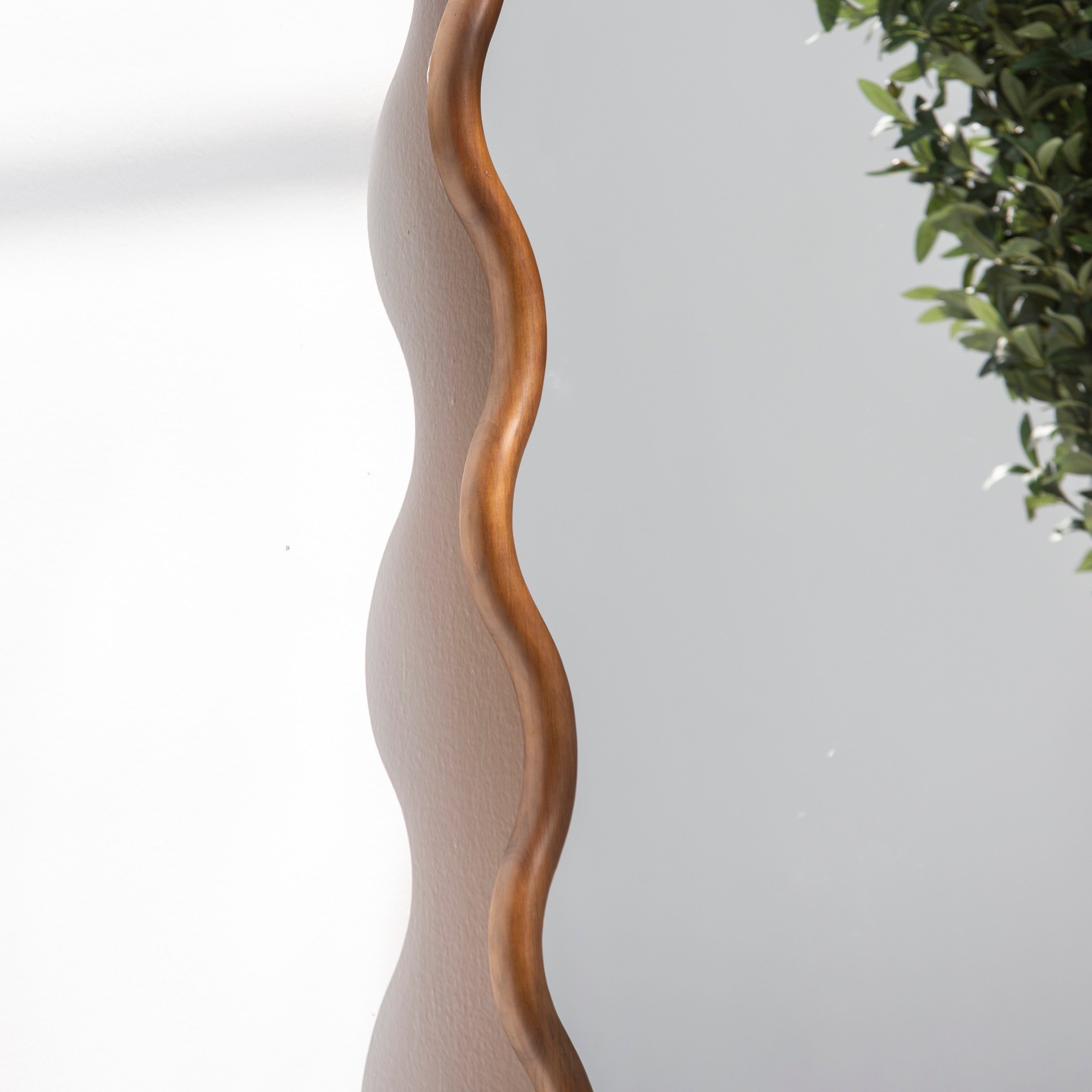 DARWIN CURVE WOODEN MIRROR FRAME - Art and craft furniture
