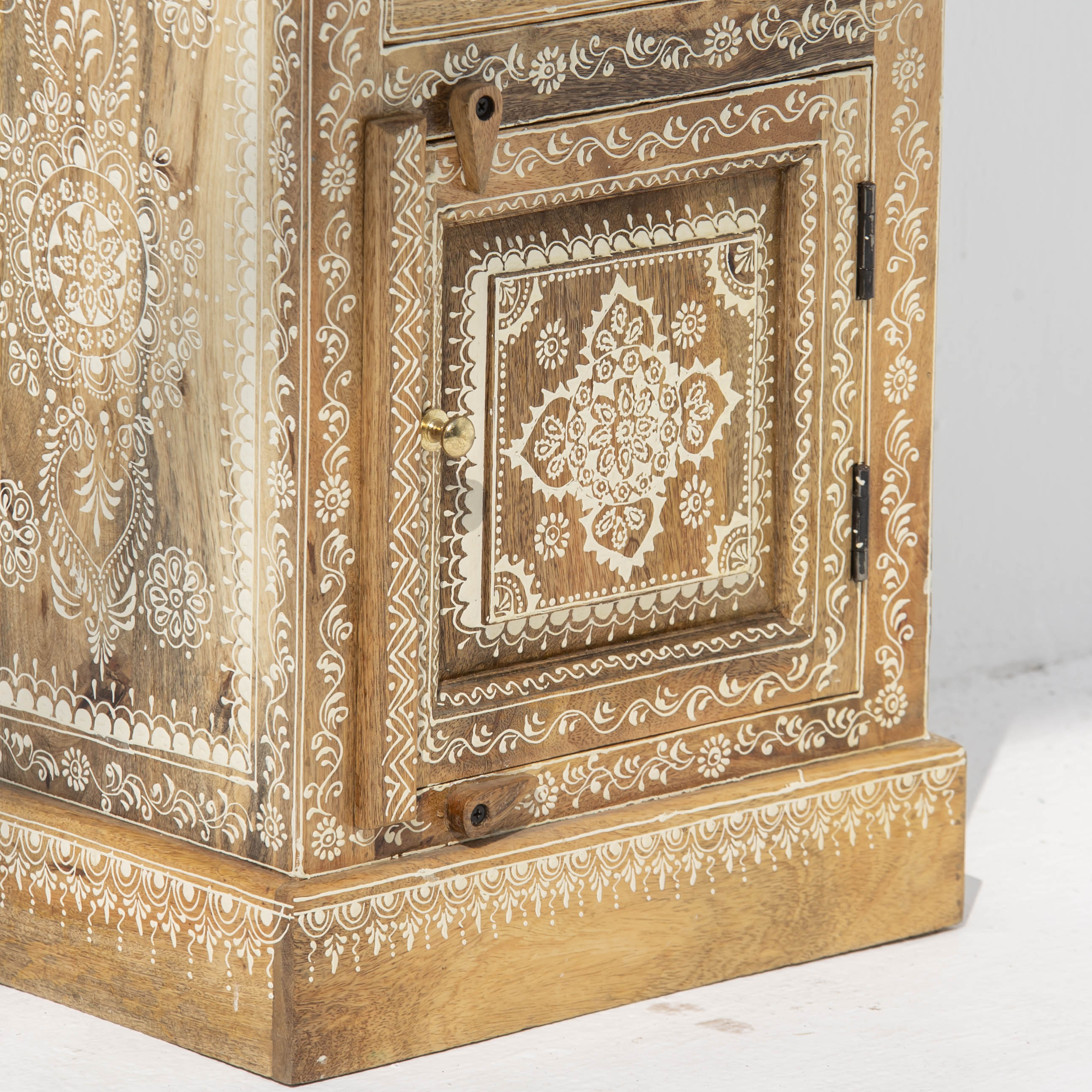 Hand painted Mango Wood Bed Side table - Art and craft furniture
