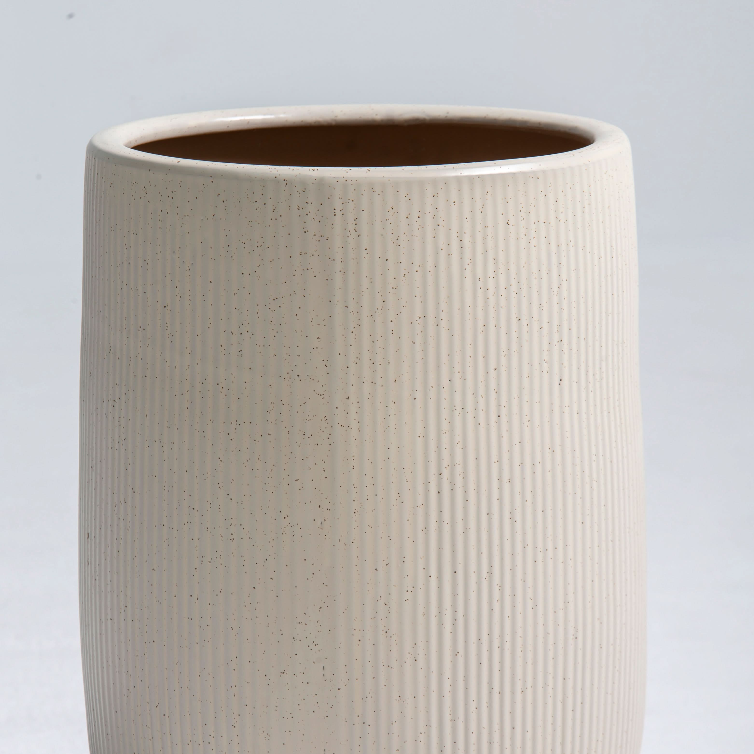 LUMO HALF OVAL SHAPE PLANTER - Art and craft furniture